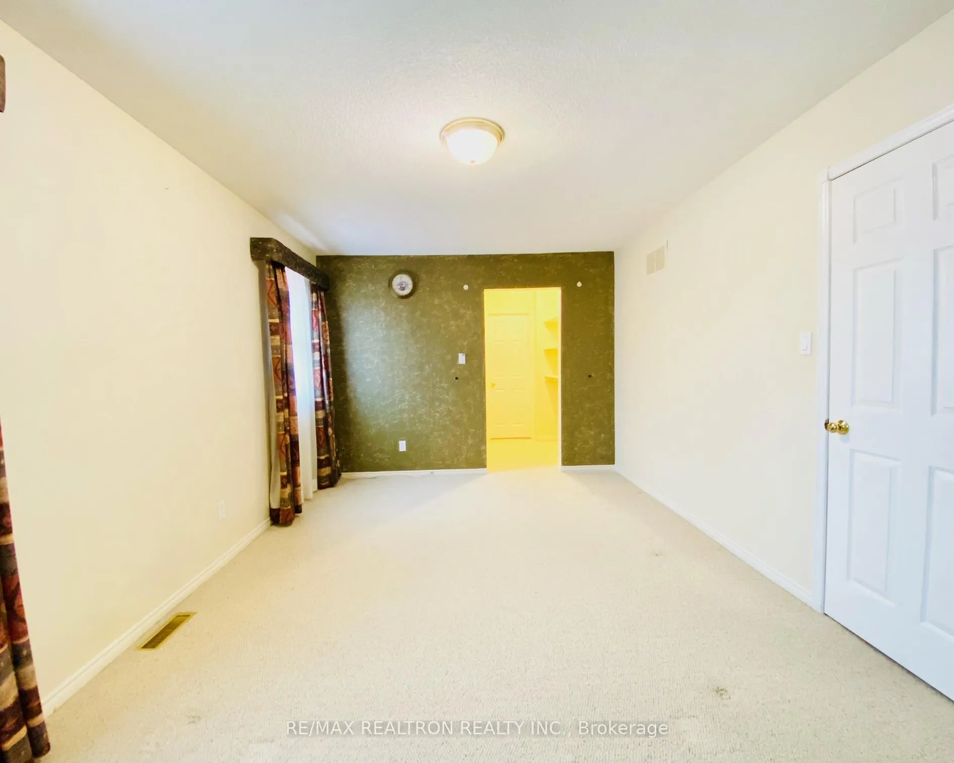 Photo 17 of 80 John Stiver Crescent, Markham, Buttonville — HOMEH
