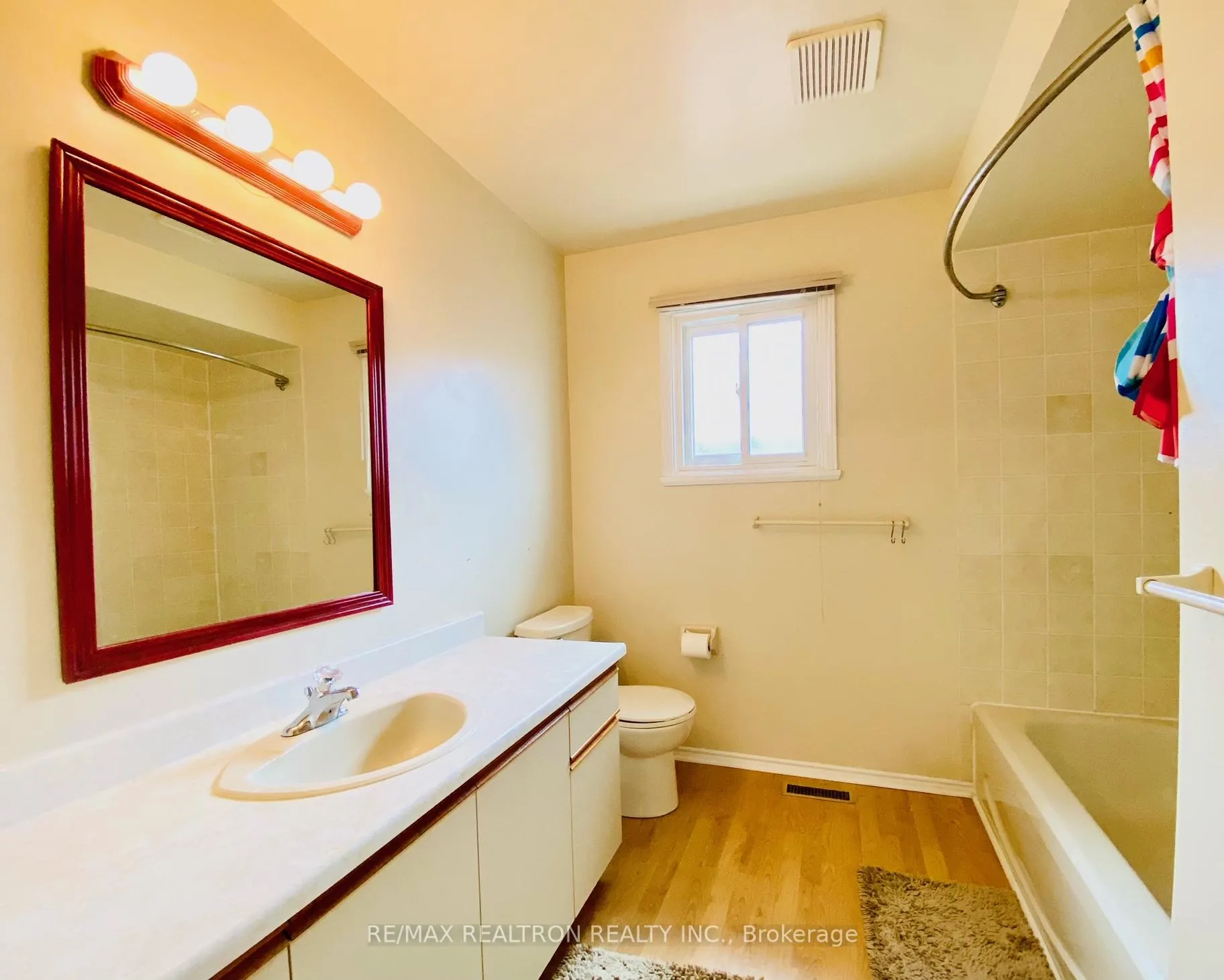 Photo 20 of 80 John Stiver Crescent, Markham, Buttonville — HOMEH