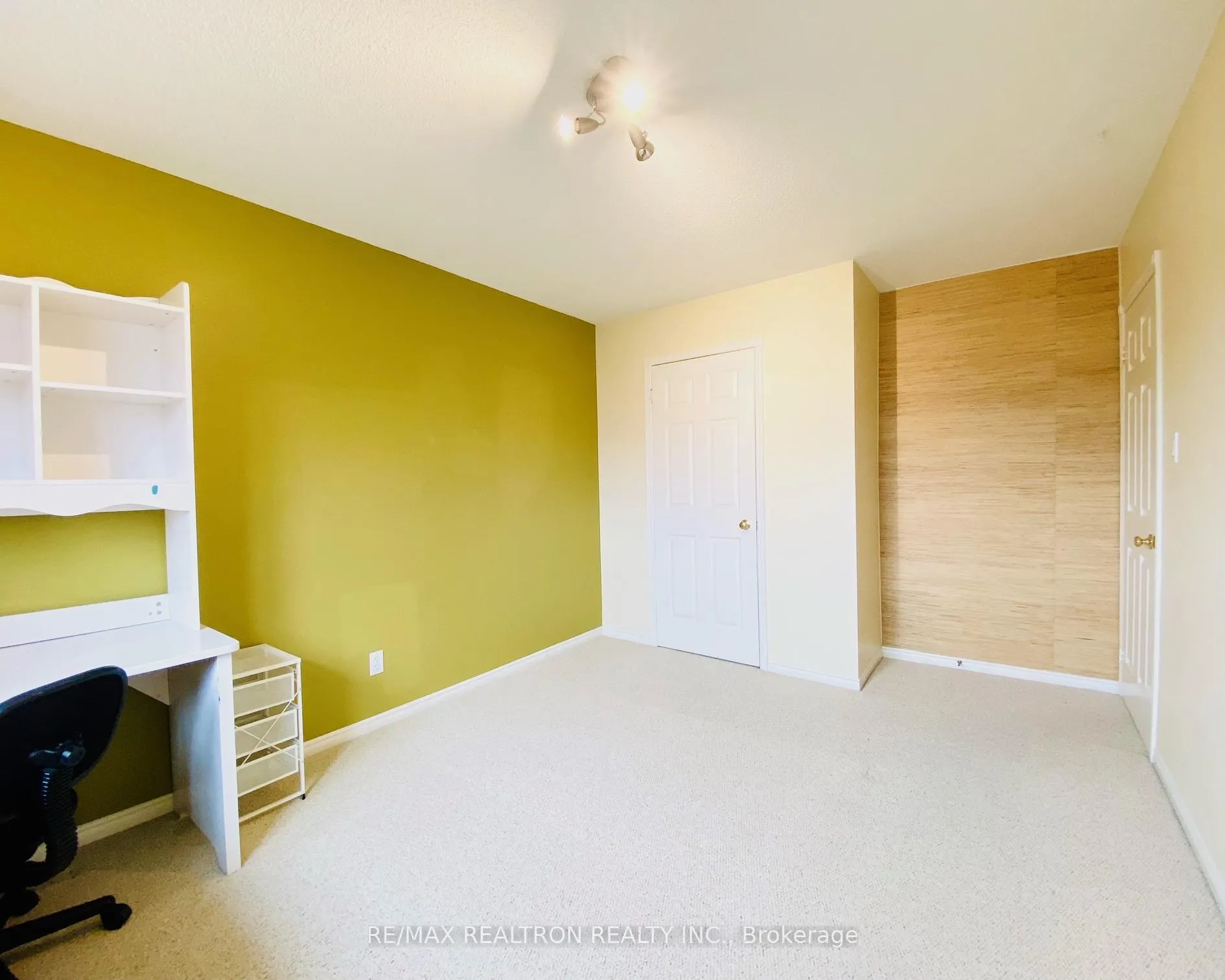 Photo 22 of 80 John Stiver Crescent, Markham, Buttonville — HOMEH