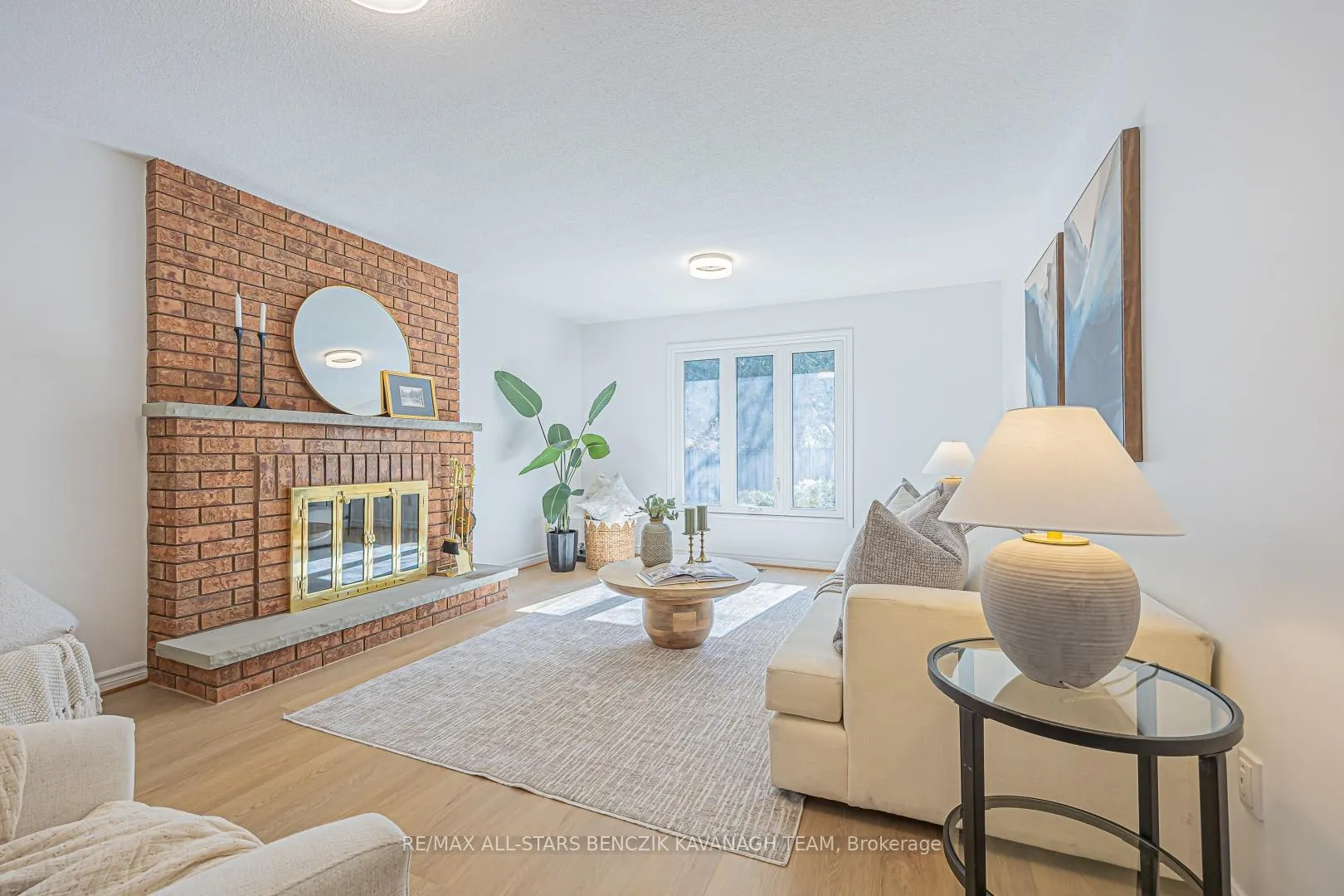 Photo 6 of 57 Highglen Avenue, Markham, Milliken Mills East — HOMEH