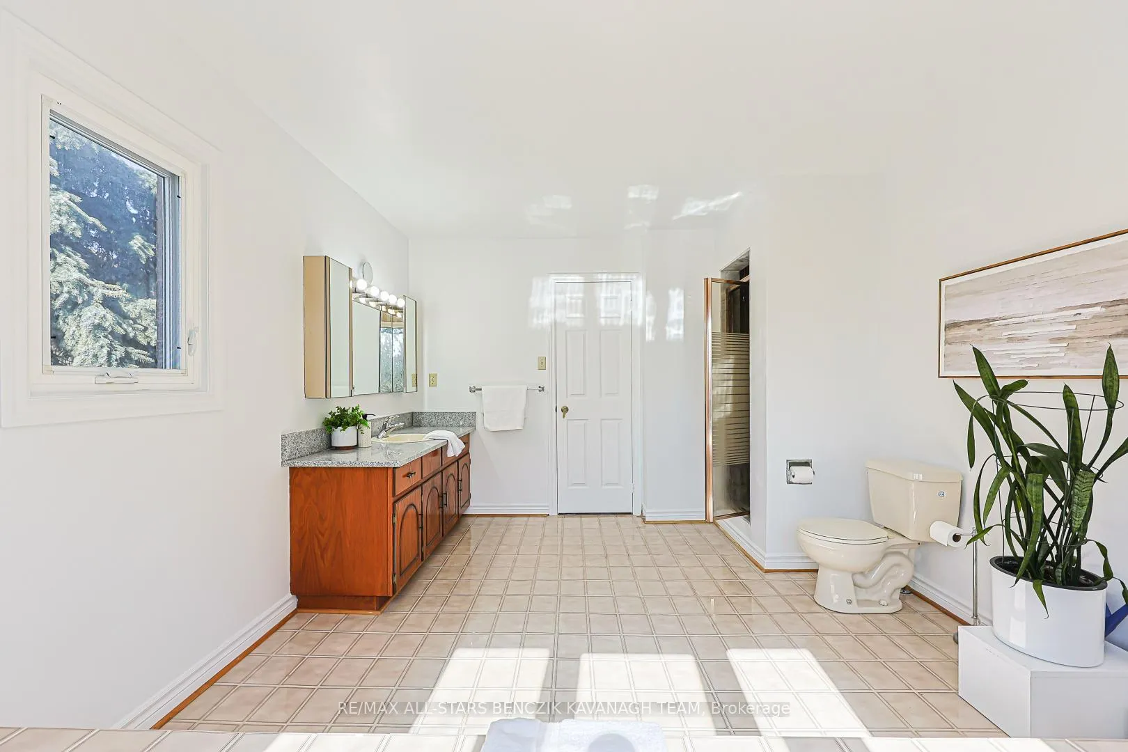 Photo 18 of 57 Highglen Avenue, Markham, Milliken Mills East — HOMEH