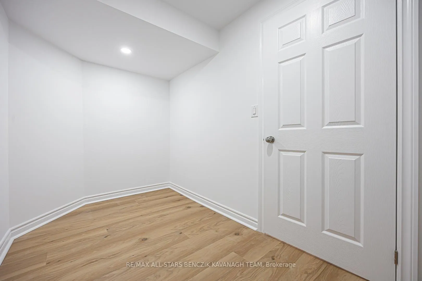 Photo 29 of 57 Highglen Avenue, Markham, Milliken Mills East — HOMEH