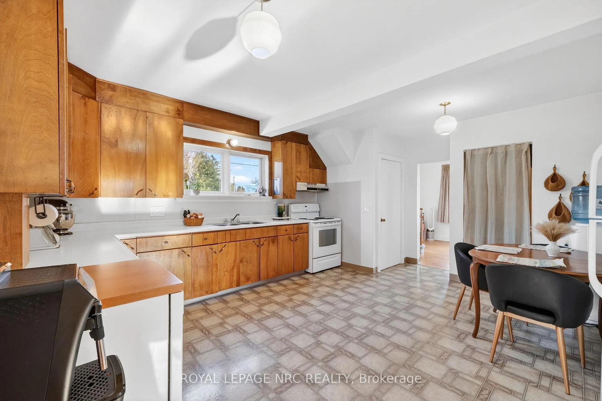 Photo 5 of 60818 Regional Rd 27, Wainfleet, Marshville/Winger — HOMEH