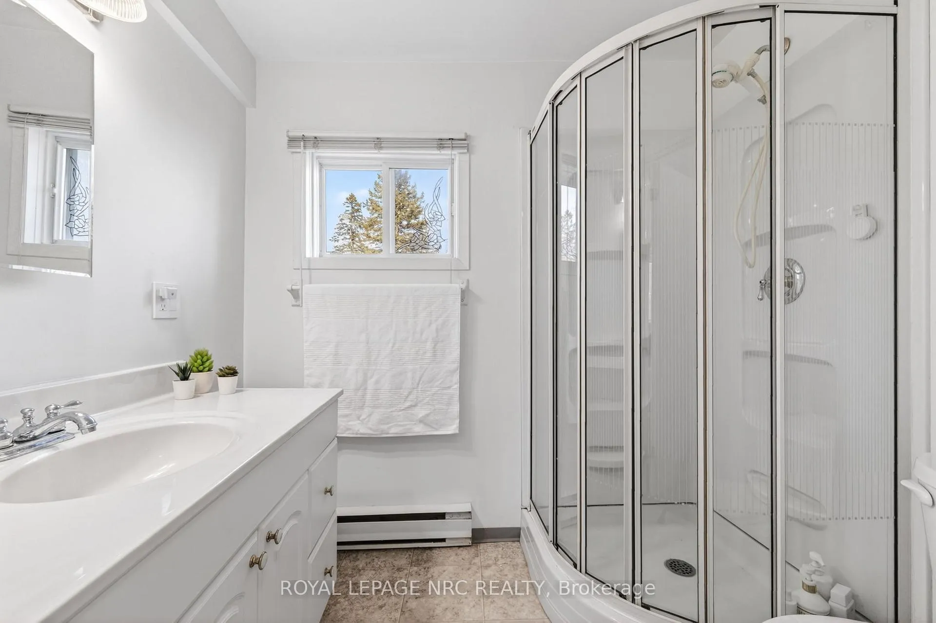 Photo 8 of 60818 Regional Rd 27, Wainfleet, Marshville/Winger — HOMEH