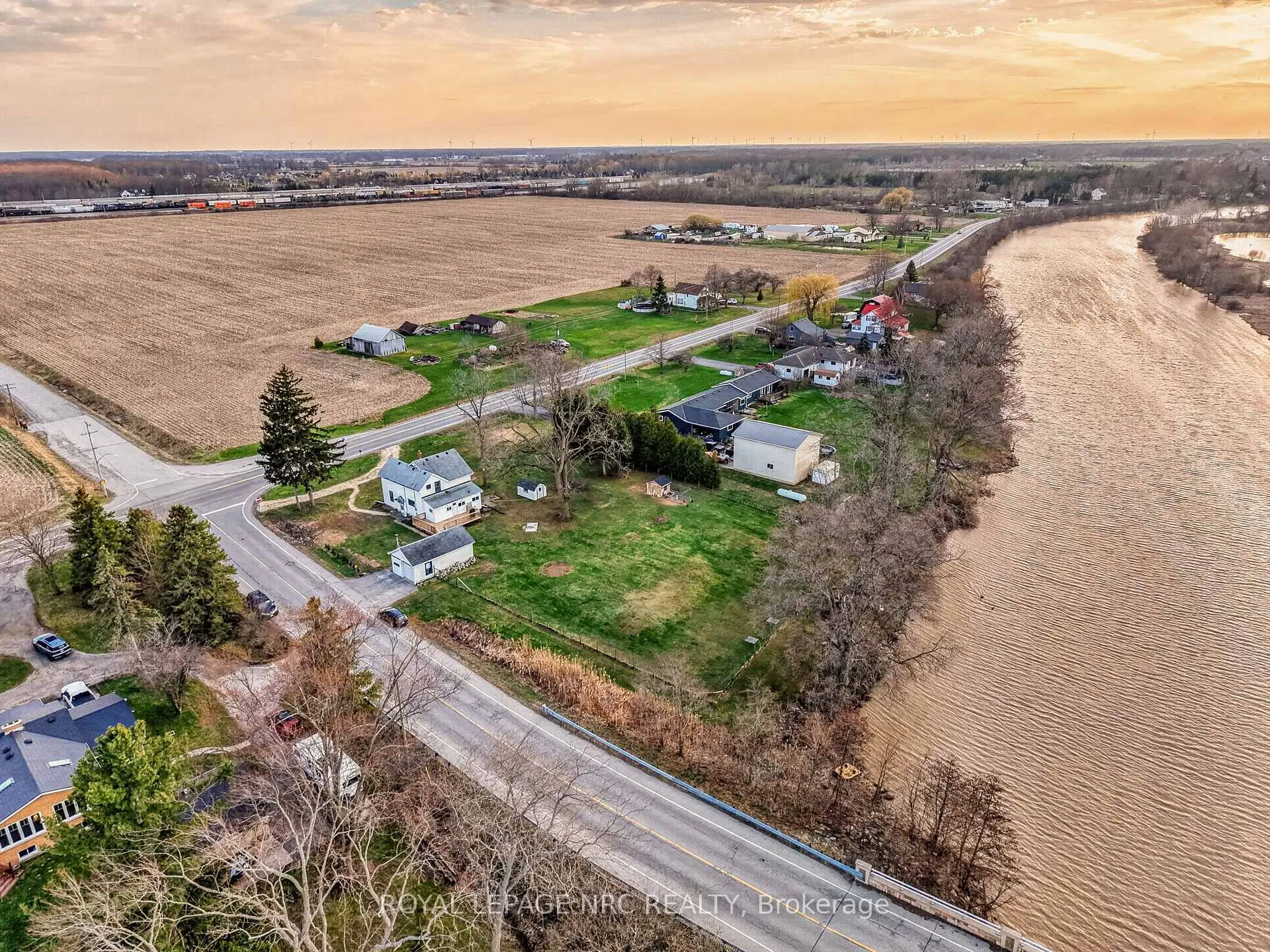 Photo 41 of 60818 Regional Rd 27, Wainfleet, Marshville/Winger — HOMEH