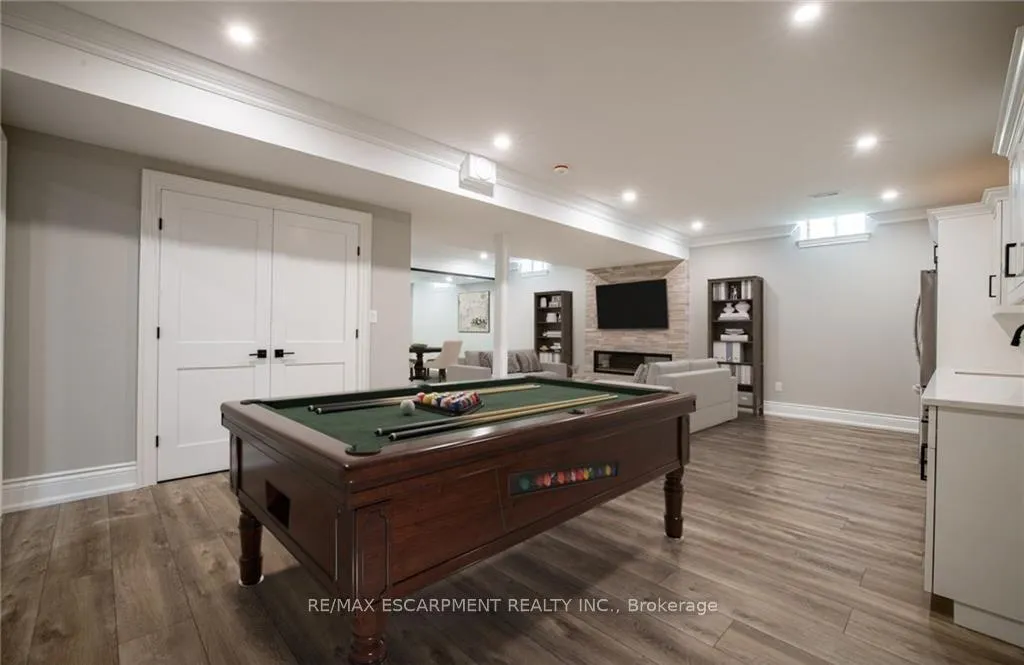 Photo 29 of 31 Bayside Court, Burlington, LaSalle — HOMEH