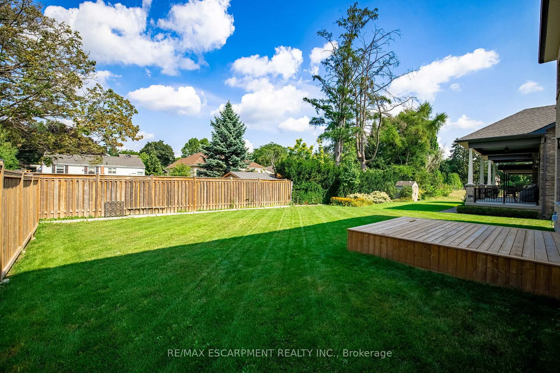 Photo 37 of 31 Bayside Court, Burlington, LaSalle — HOMEH