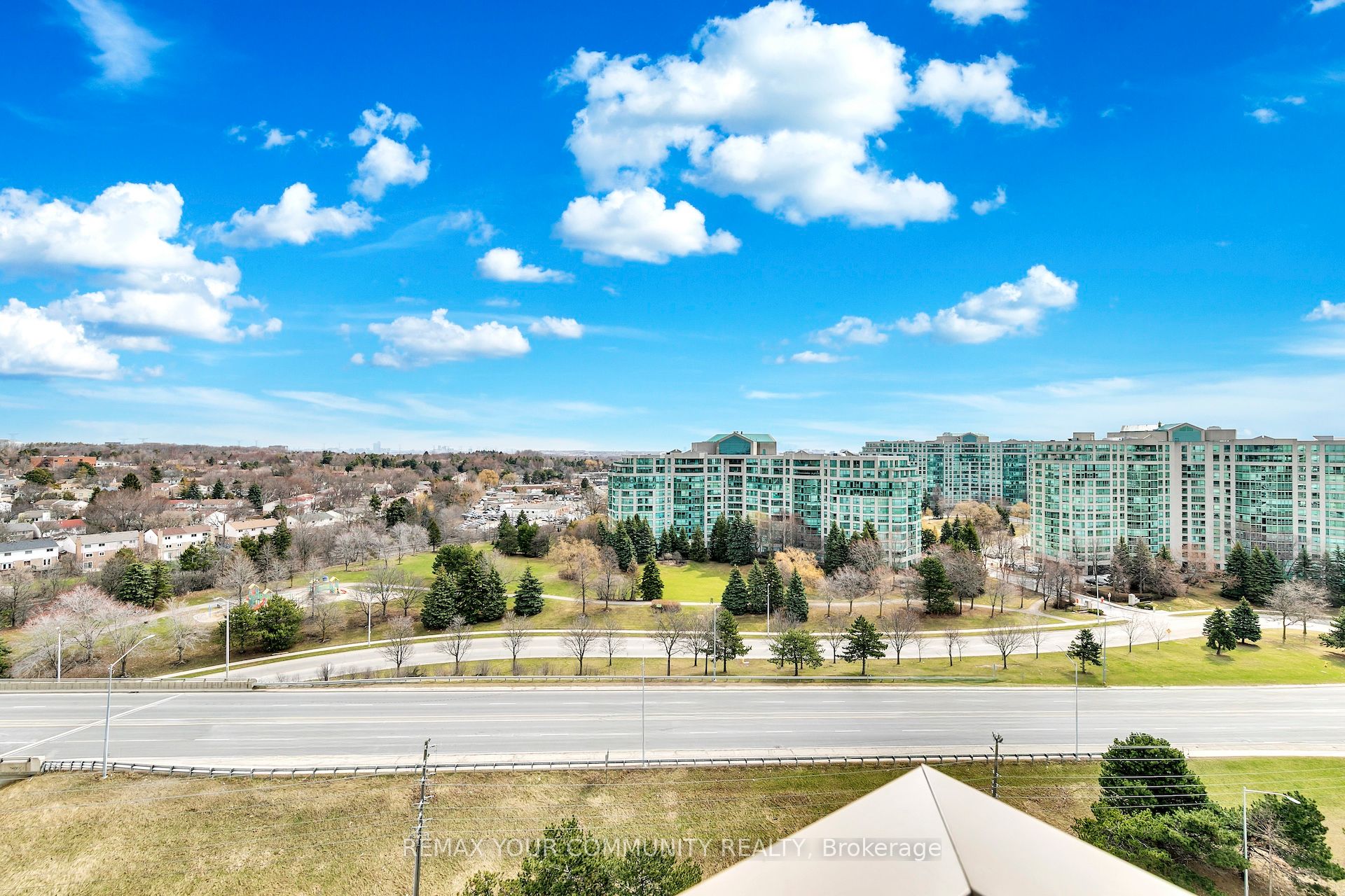 Photo 24 of Unit PH03, 397 Royal Orchard Boulevard, Markham, Royal Orchard — HOMEH