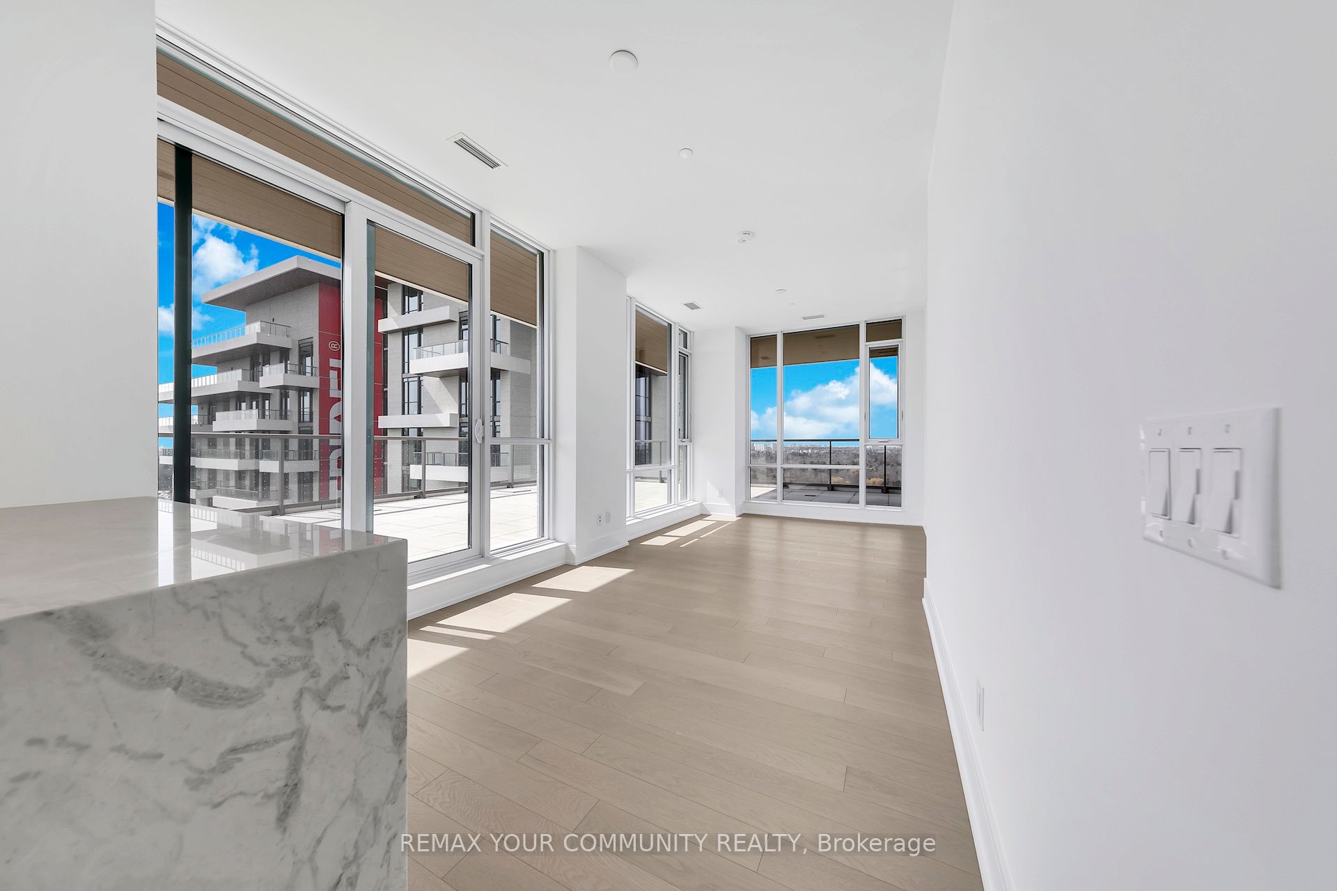 Photo 13 of Unit PH03, 397 Royal Orchard Boulevard, Markham, Royal Orchard — HOMEH