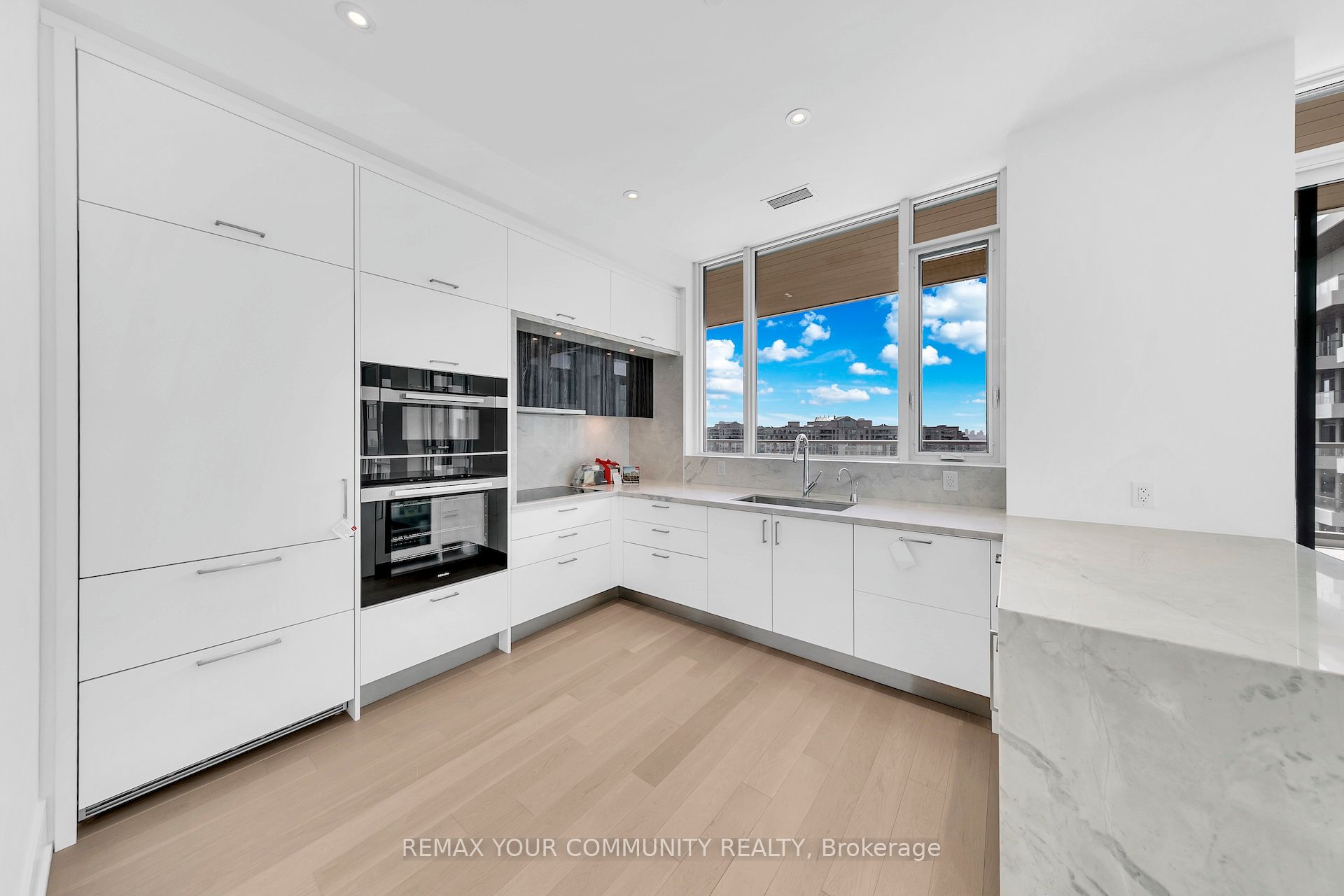 Photo 10 of Unit PH03, 397 Royal Orchard Boulevard, Markham, Royal Orchard — HOMEH
