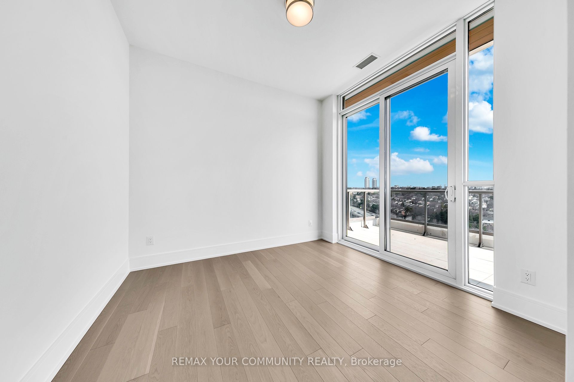 Photo 18 of Unit PH03, 397 Royal Orchard Boulevard, Markham, Royal Orchard — HOMEH