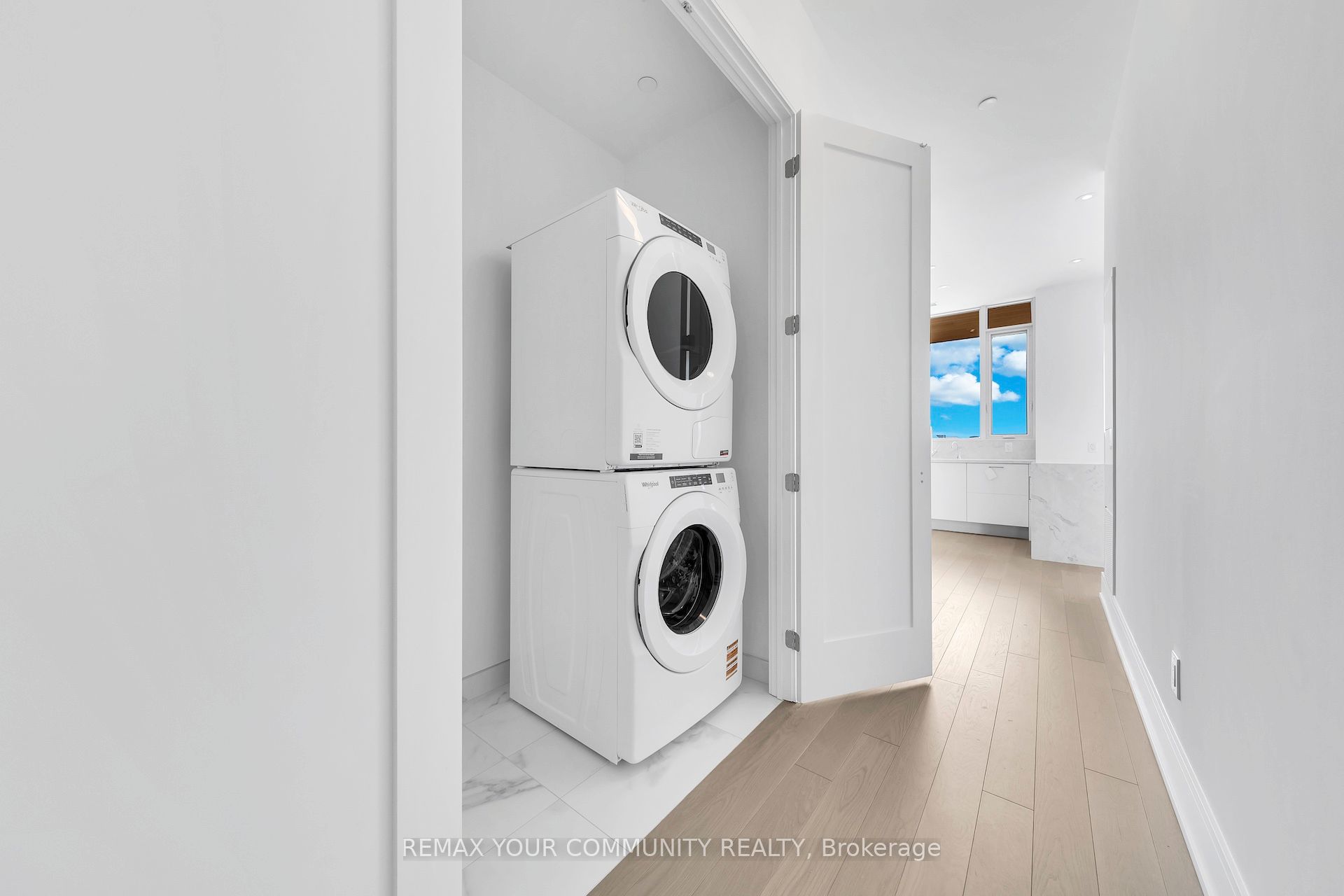 Photo 8 of Unit PH03, 397 Royal Orchard Boulevard, Markham, Royal Orchard — HOMEH