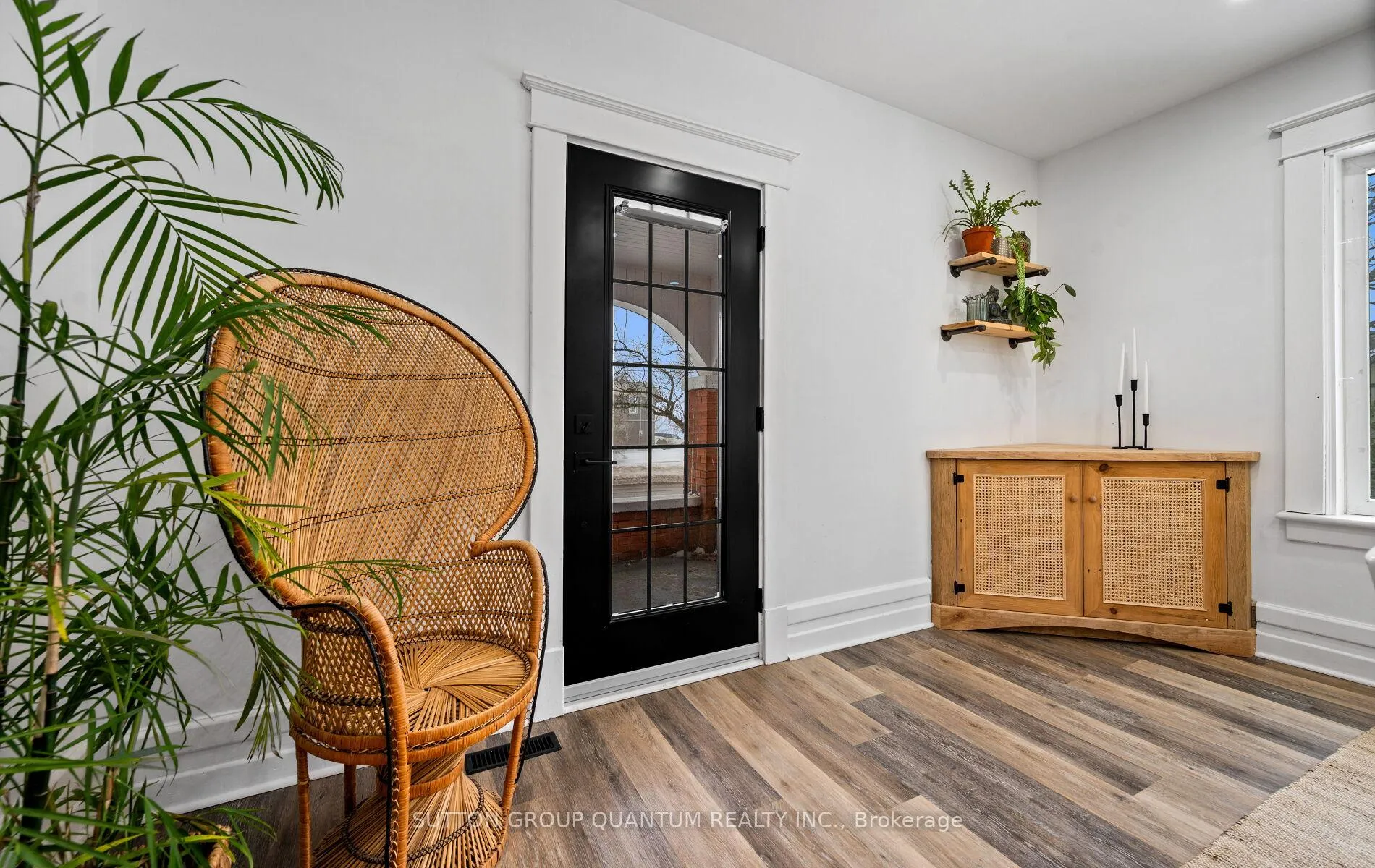 Photo 5 of 612 Main Street S, Norwich, Burgessville — HOMEH
