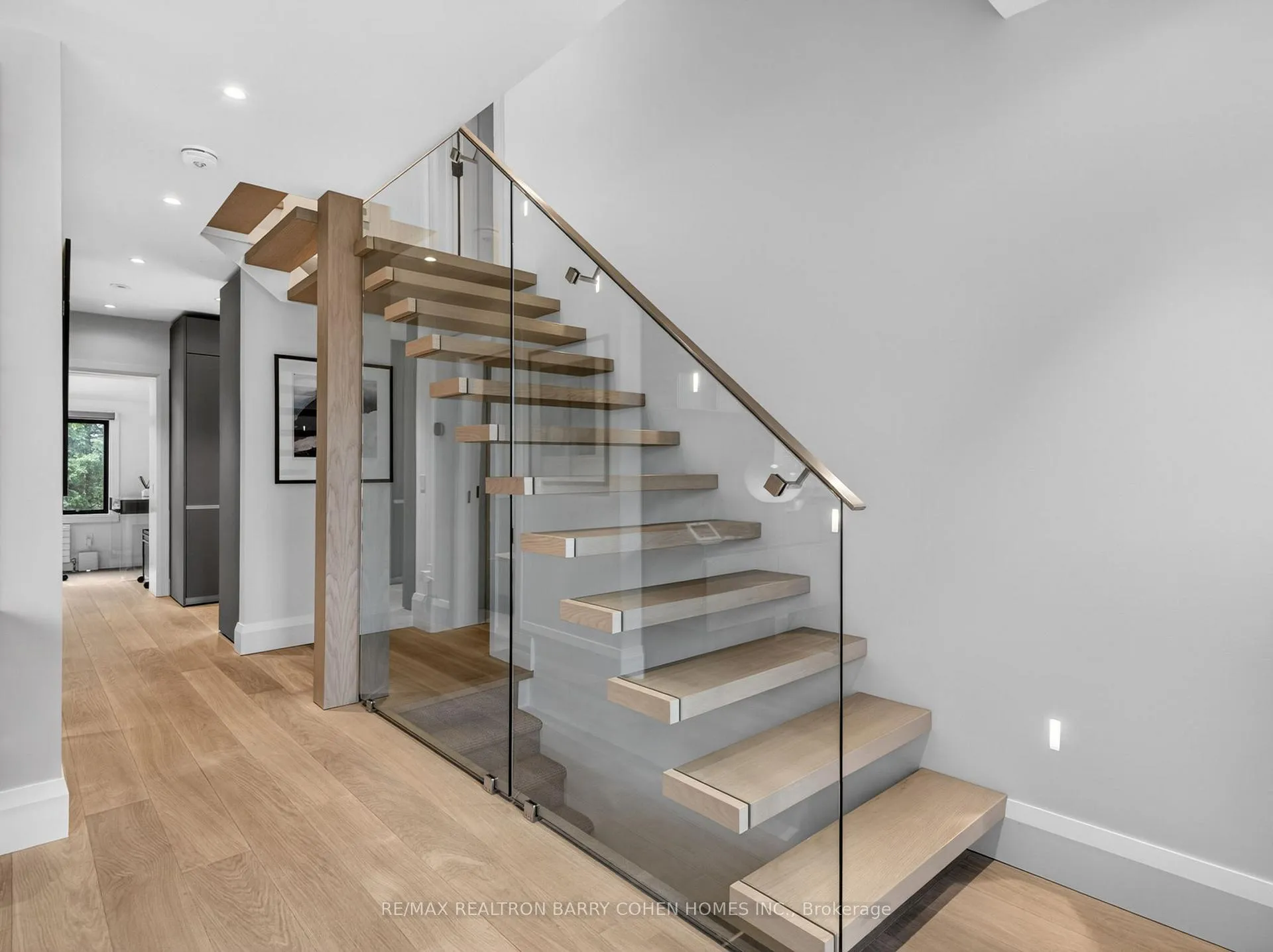 Photo 18 of 130 Mona Drive, Toronto, Lawrence Park South — HOMEH