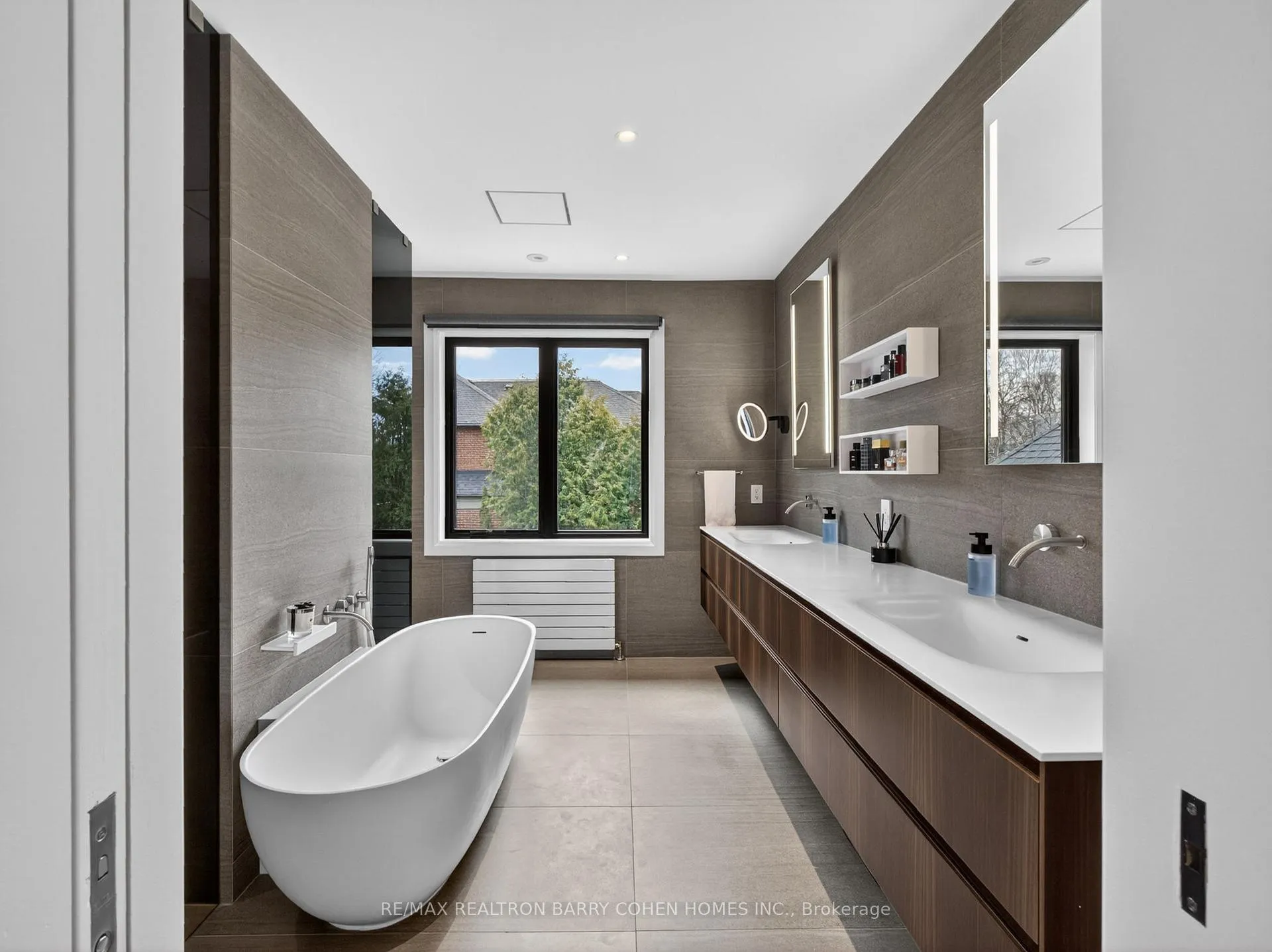 Photo 25 of 130 Mona Drive, Toronto, Lawrence Park South — HOMEH