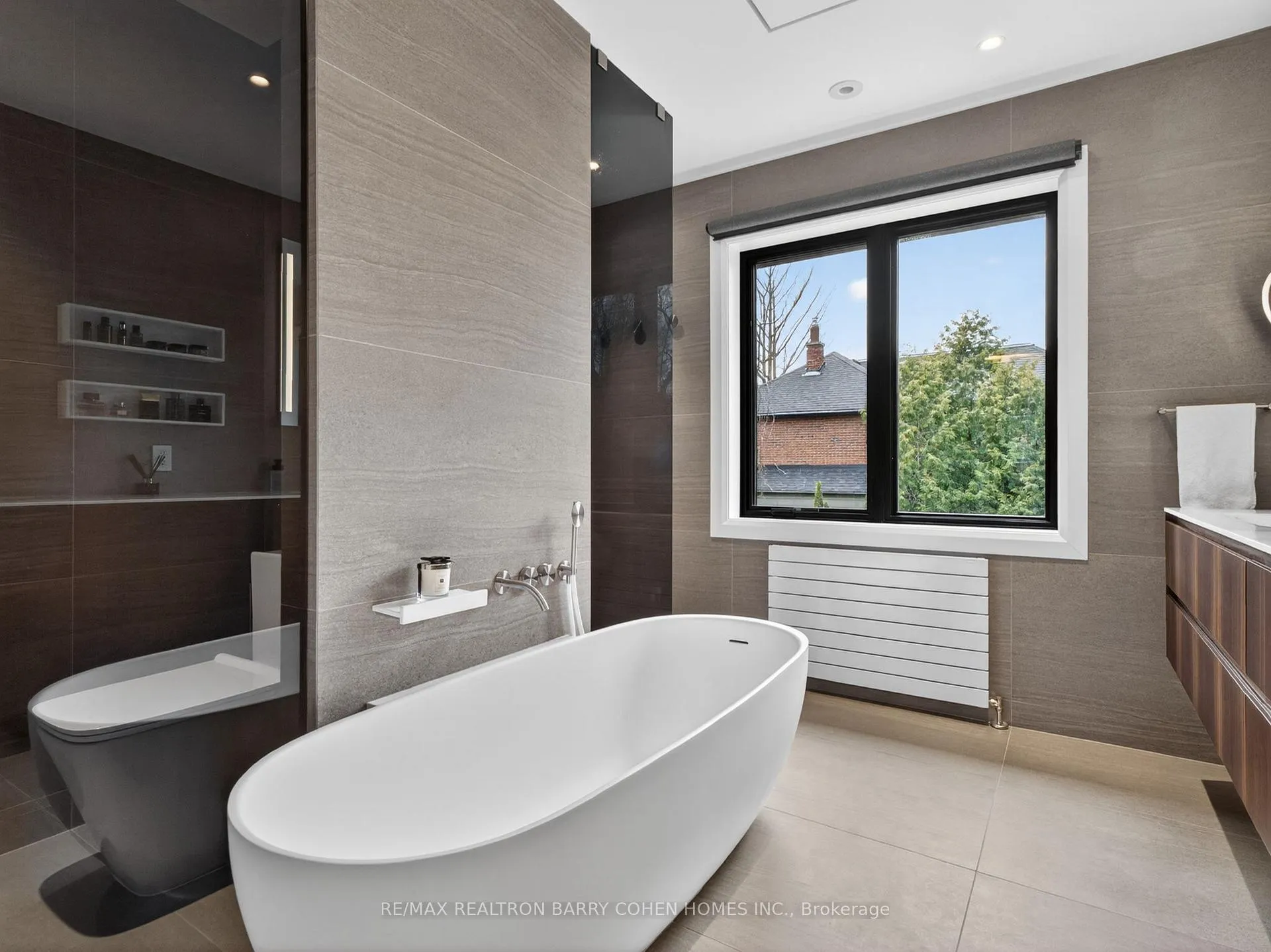 Photo 27 of 130 Mona Drive, Toronto, Lawrence Park South — HOMEH