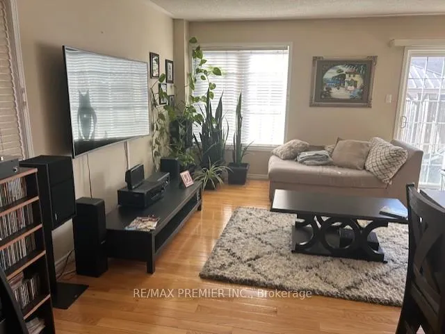 Photo 2 of Unit Main Fl, 111 Crystalview Crescent, Brampton, Bram East — HOMEH