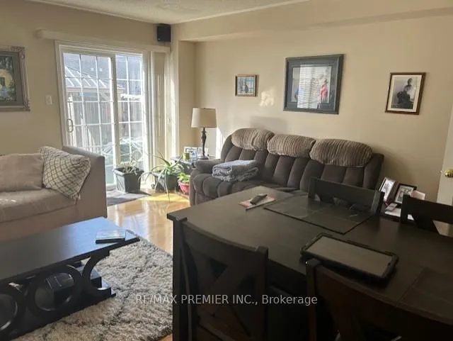 Photo 3 of Unit Main Fl, 111 Crystalview Crescent, Brampton, Bram East — HOMEH
