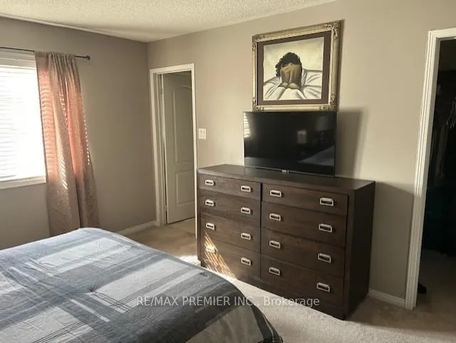 Photo 11 of Unit Main Fl, 111 Crystalview Crescent, Brampton, Bram East — HOMEH