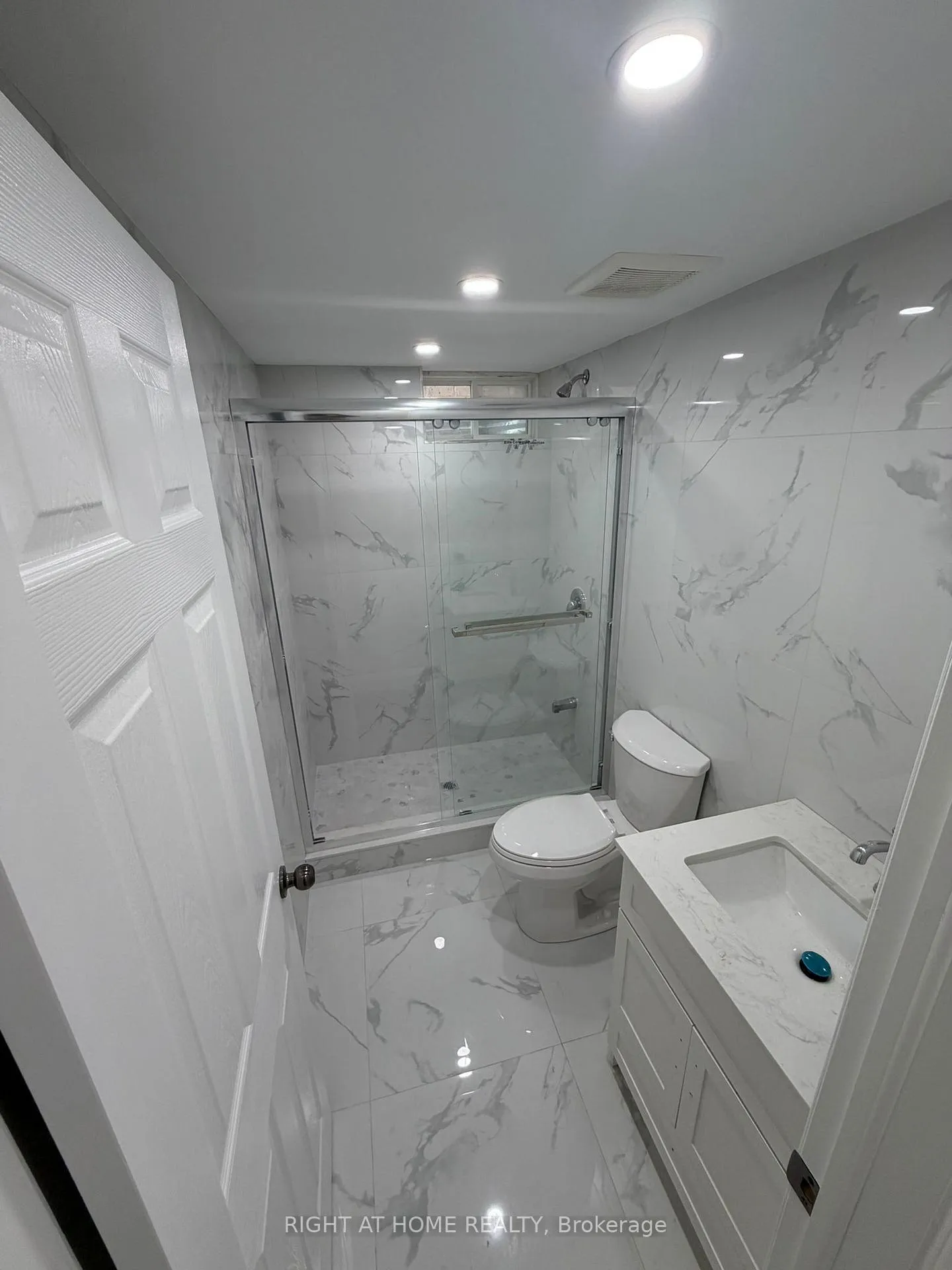 Photo 6 of 52 Drake Avenue, Brant, Paris — HOMEH