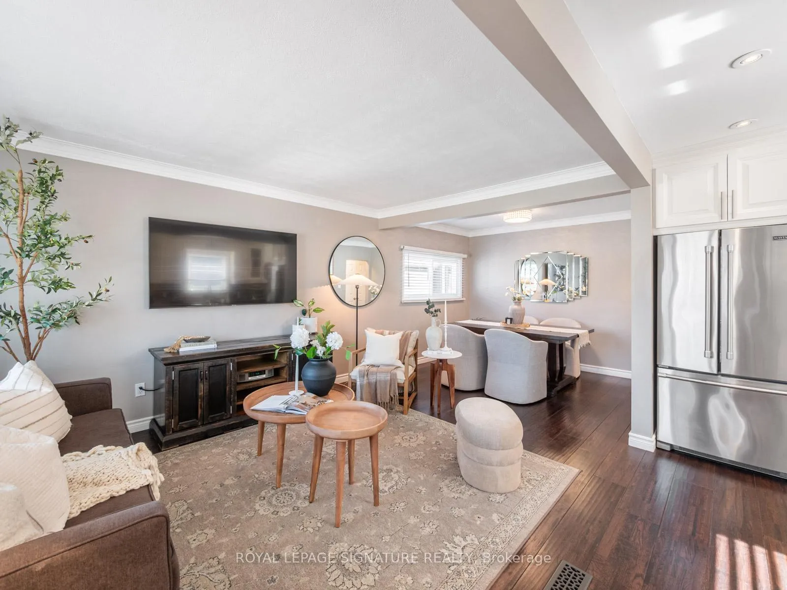 Photo 11 of 65 Galbraith Avenue, Toronto, O'Connor-Parkview — HOMEH