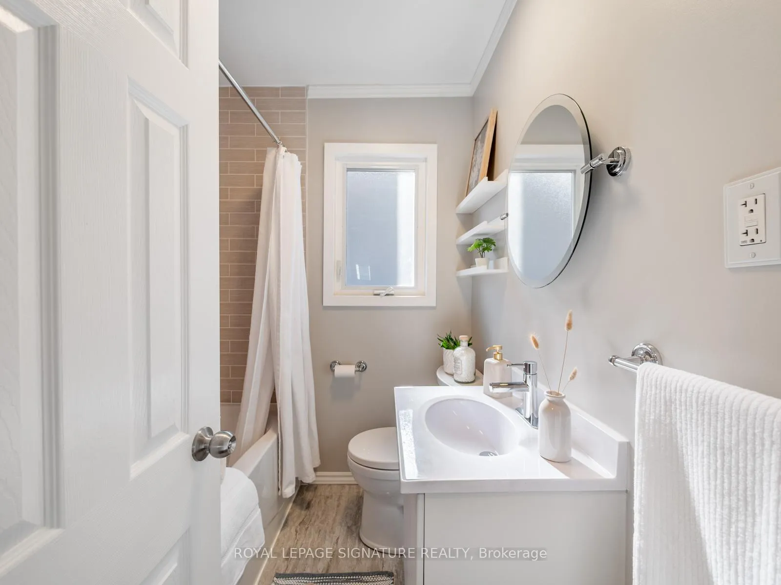 Photo 19 of 65 Galbraith Avenue, Toronto, O'Connor-Parkview — HOMEH