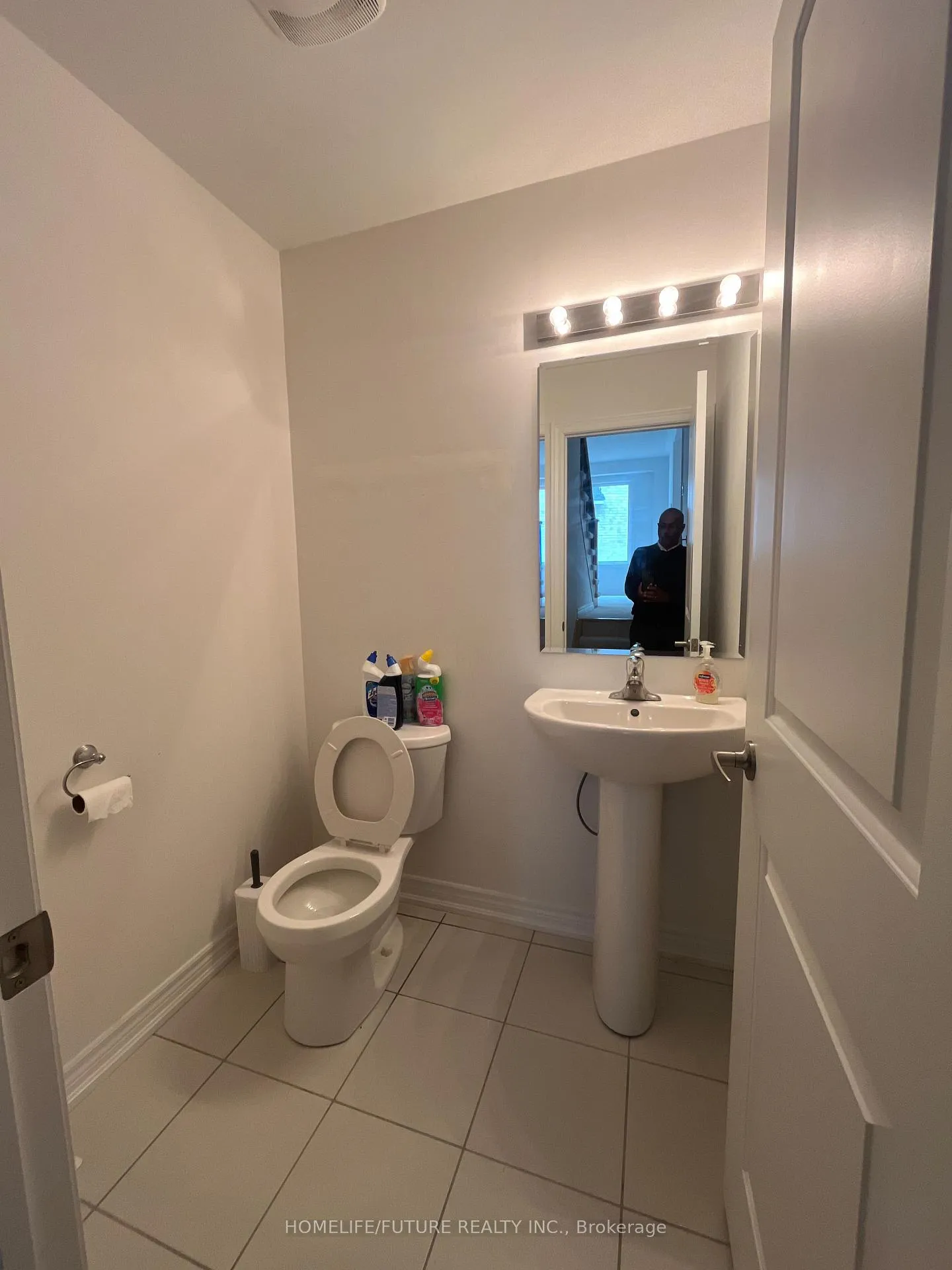Photo 10 of 59 Wakefield Boulevard, Essa, Angus — HOMEH