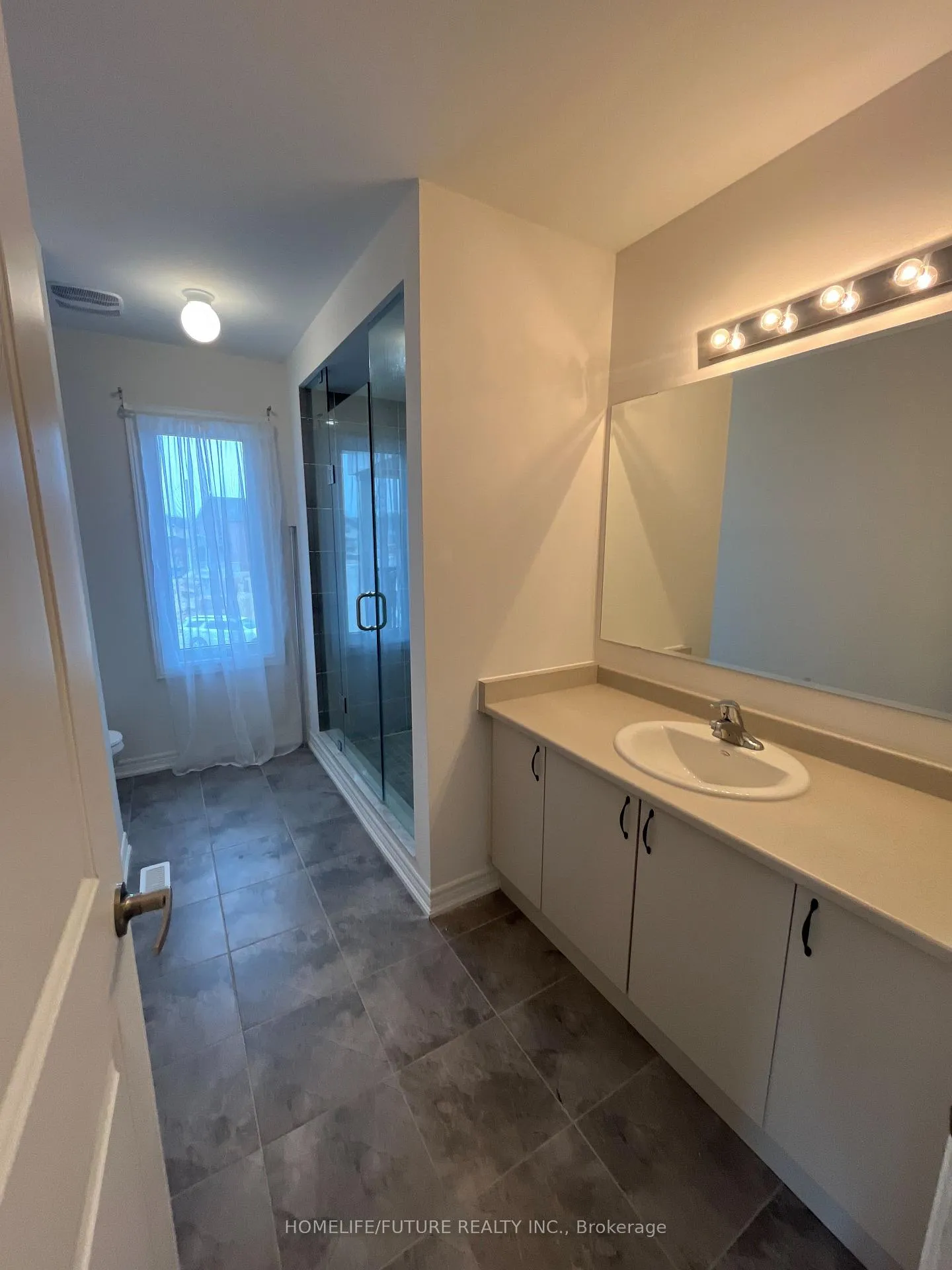 Photo 25 of 59 Wakefield Boulevard, Essa, Angus — HOMEH