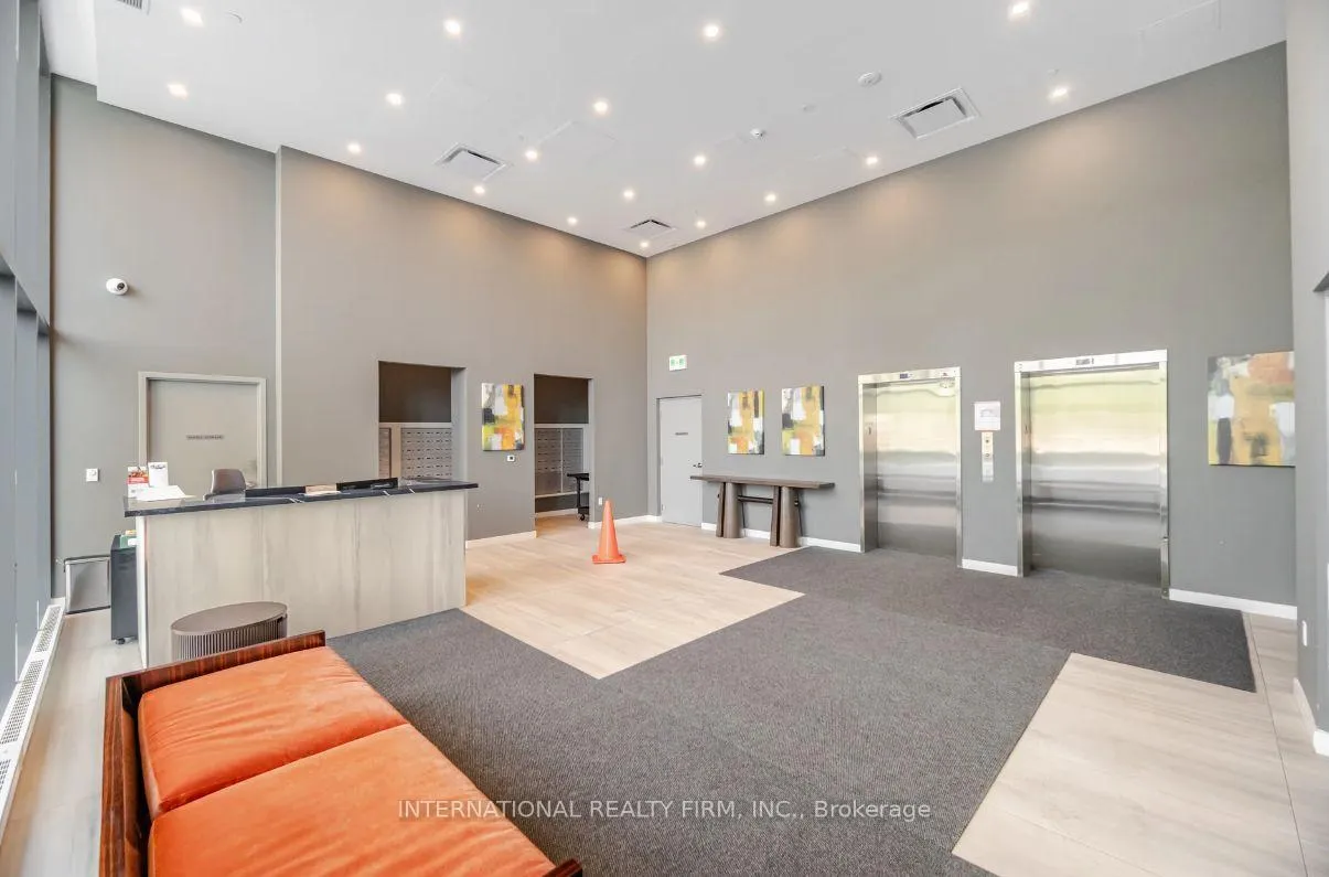 Photo 3 of Unit 710, 859 The Queensway, Etobicoke, Stonegate-Queensway — HOMEH