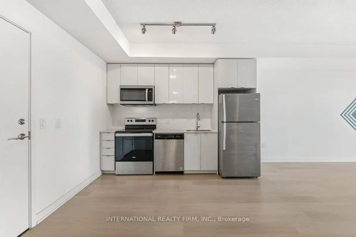 Photo 7 of Unit 710, 859 The Queensway, Etobicoke, Stonegate-Queensway — HOMEH