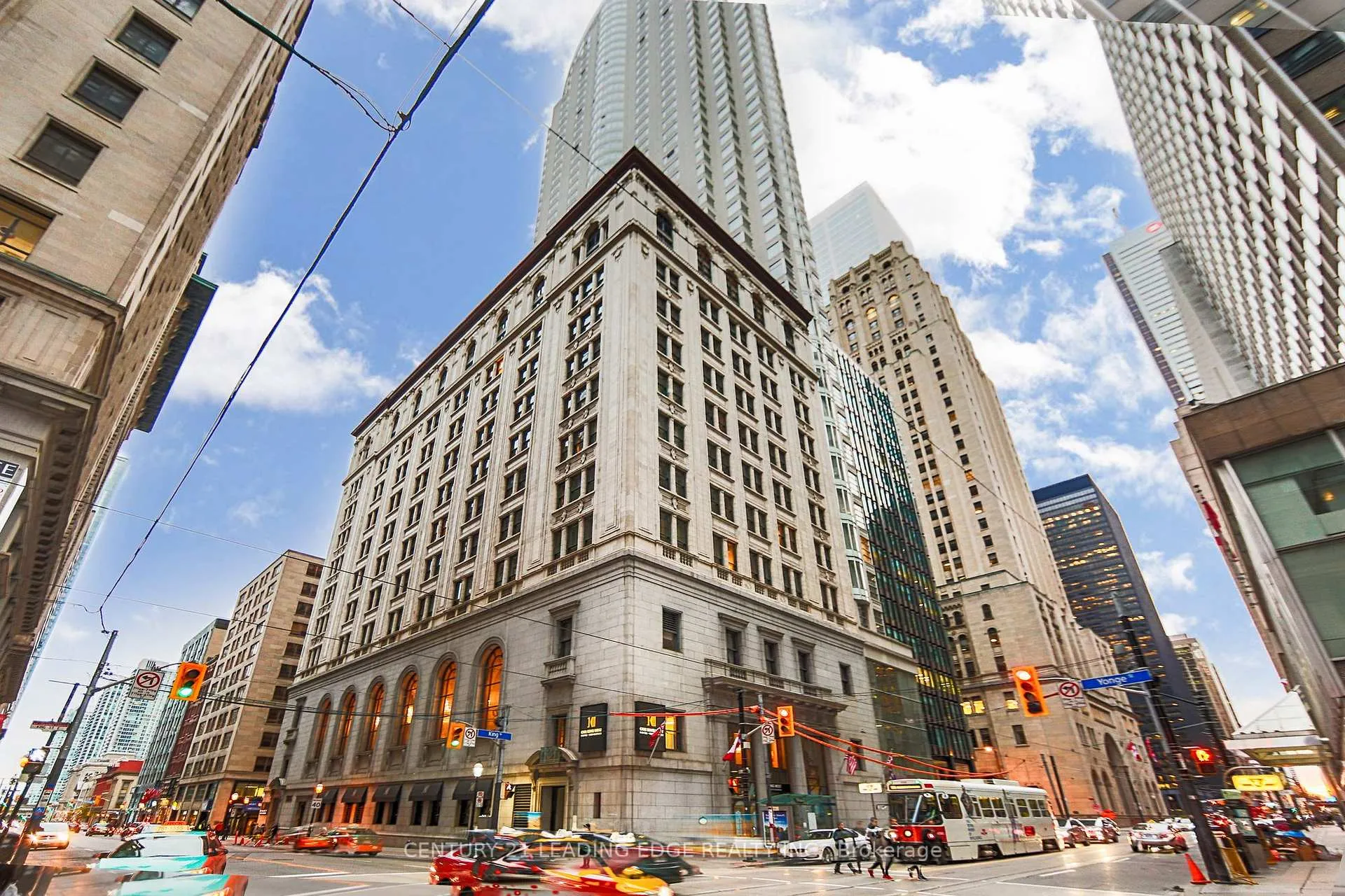 Front of Unit 1013, 1 King Street W