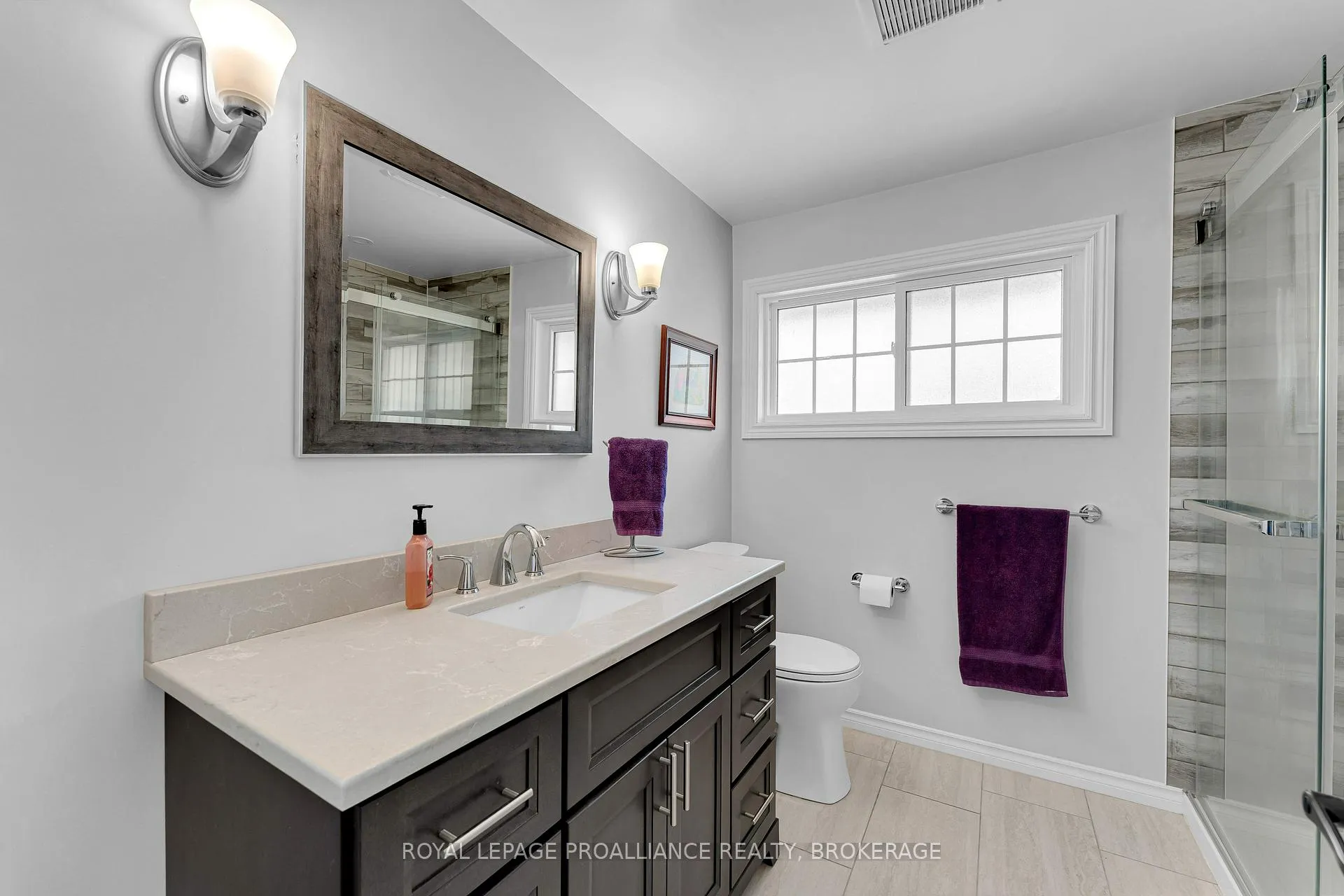 Photo 20 of 46 Watts Crescent, Kingston, Central City West — HOMEH