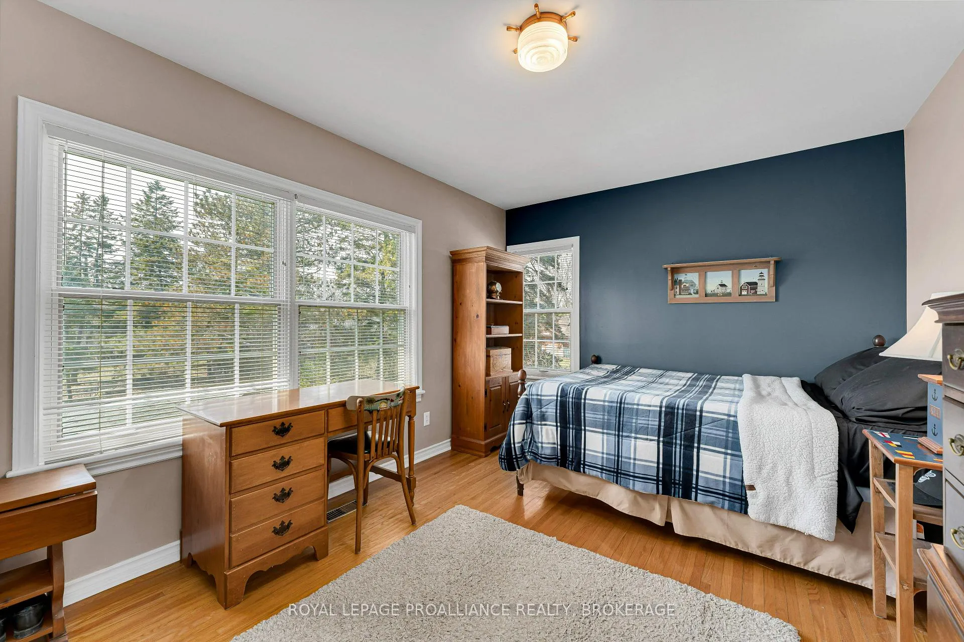 Photo 25 of 46 Watts Crescent, Kingston, Central City West — HOMEH