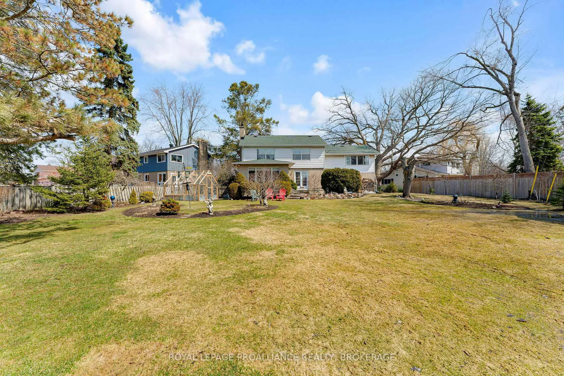 Photo 29 of 46 Watts Crescent, Kingston, Central City West — HOMEH