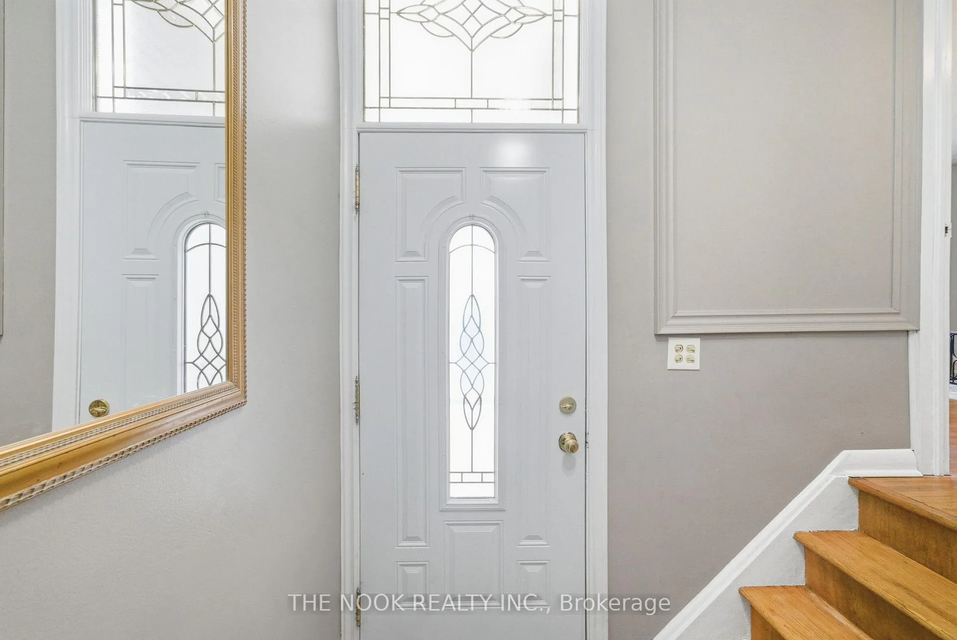 Photo 3 of 1005 Centre Street N, Whitby, Williamsburg — HOMEH