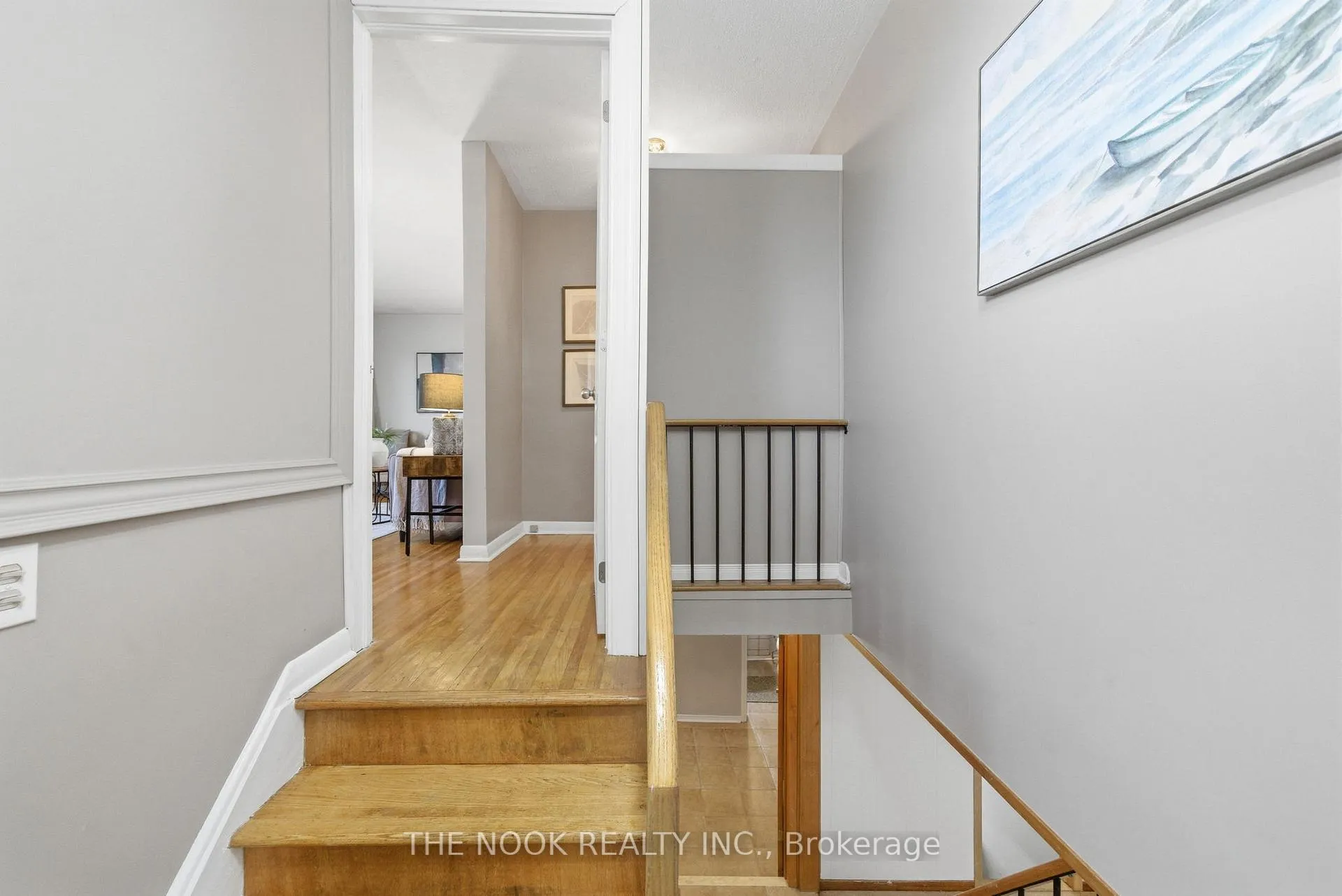Photo 4 of 1005 Centre Street N, Whitby, Williamsburg — HOMEH