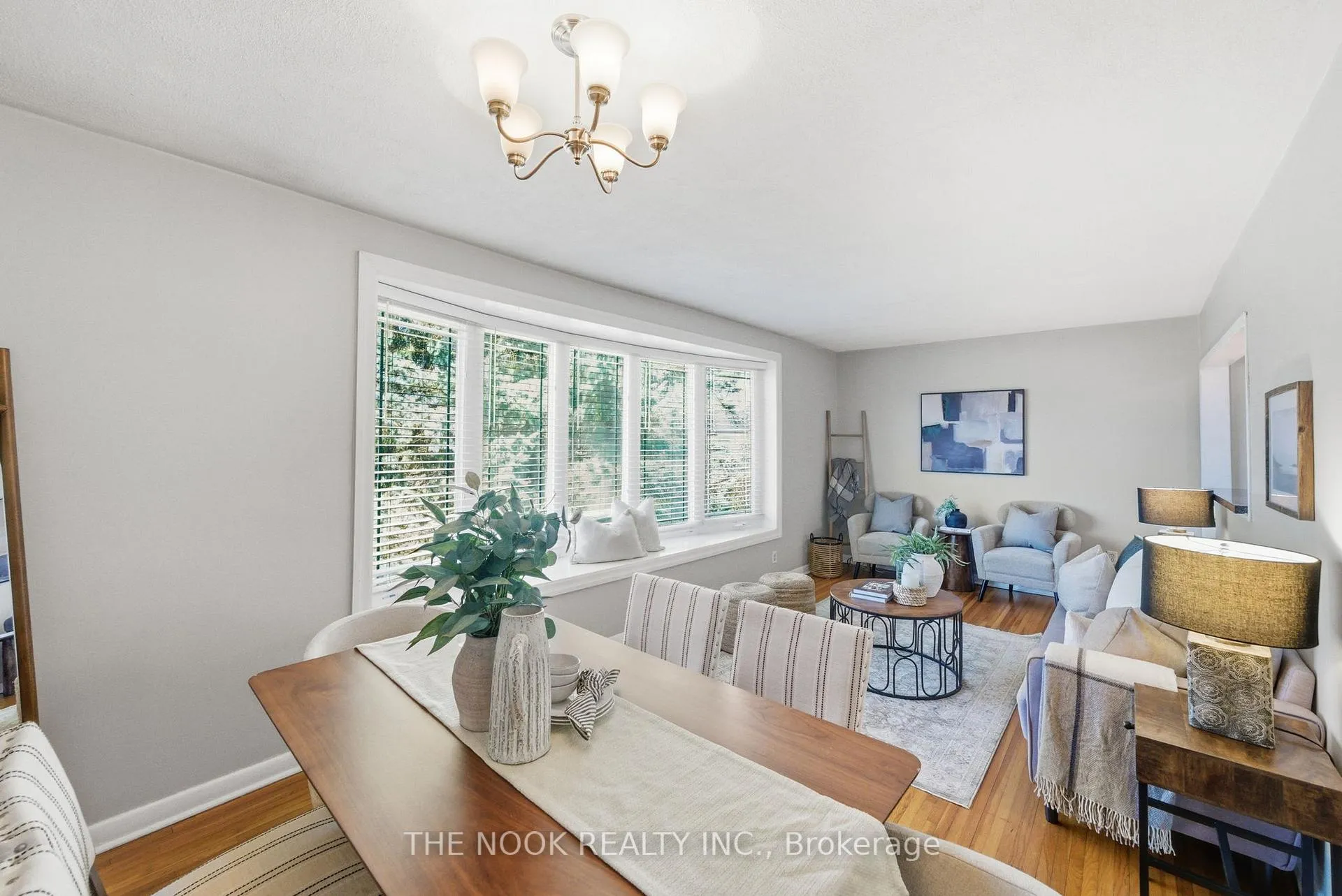 Photo 6 of 1005 Centre Street N, Whitby, Williamsburg — HOMEH