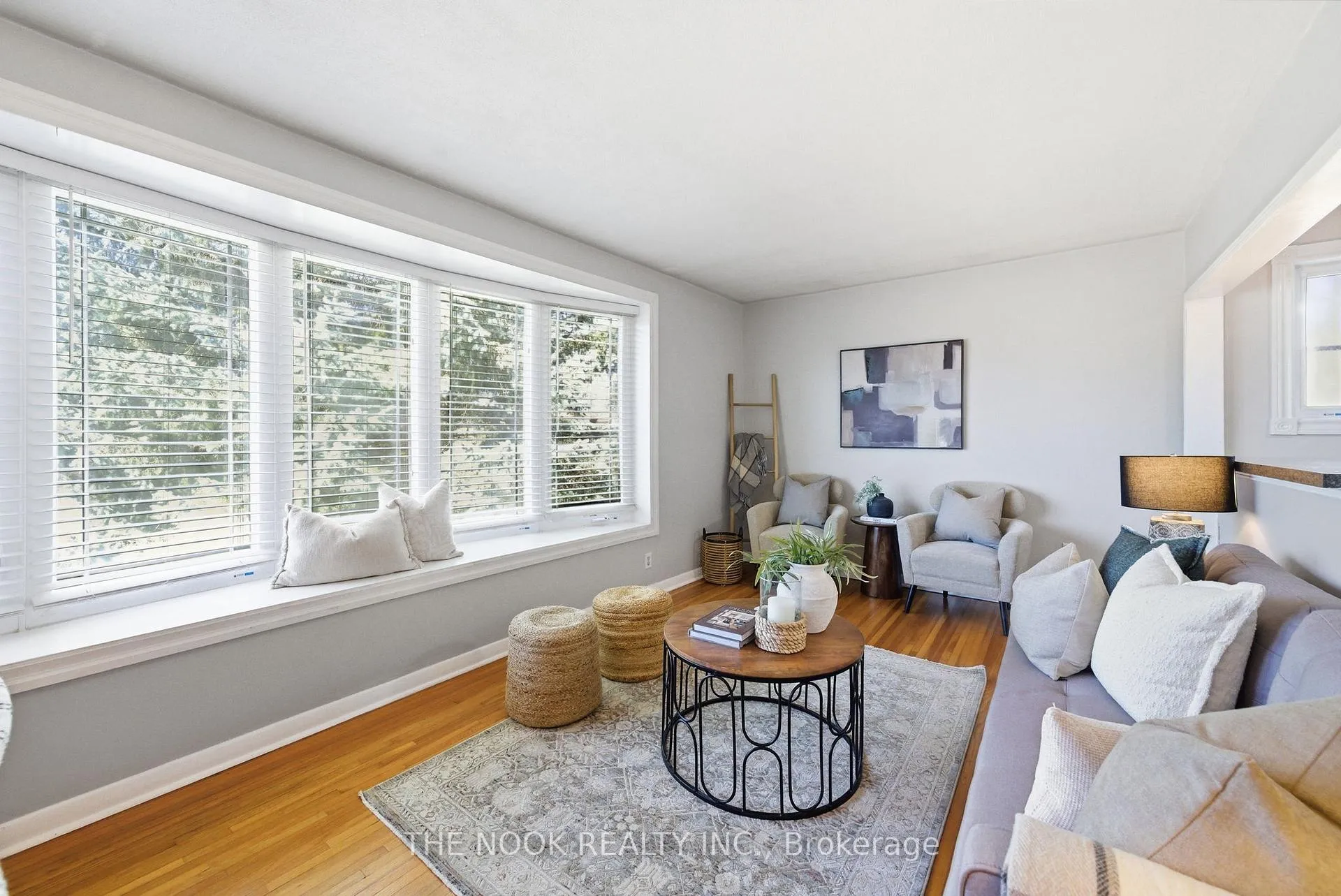 Photo 7 of 1005 Centre Street N, Whitby, Williamsburg — HOMEH
