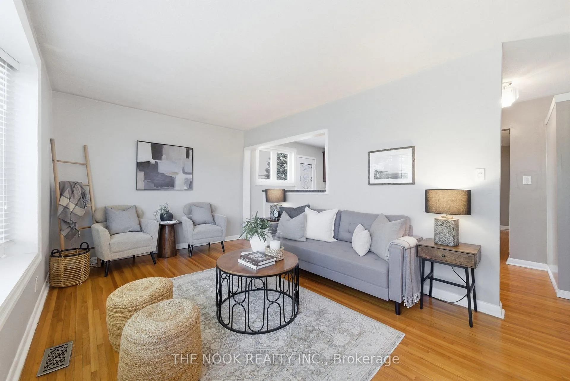 Photo 8 of 1005 Centre Street N, Whitby, Williamsburg — HOMEH
