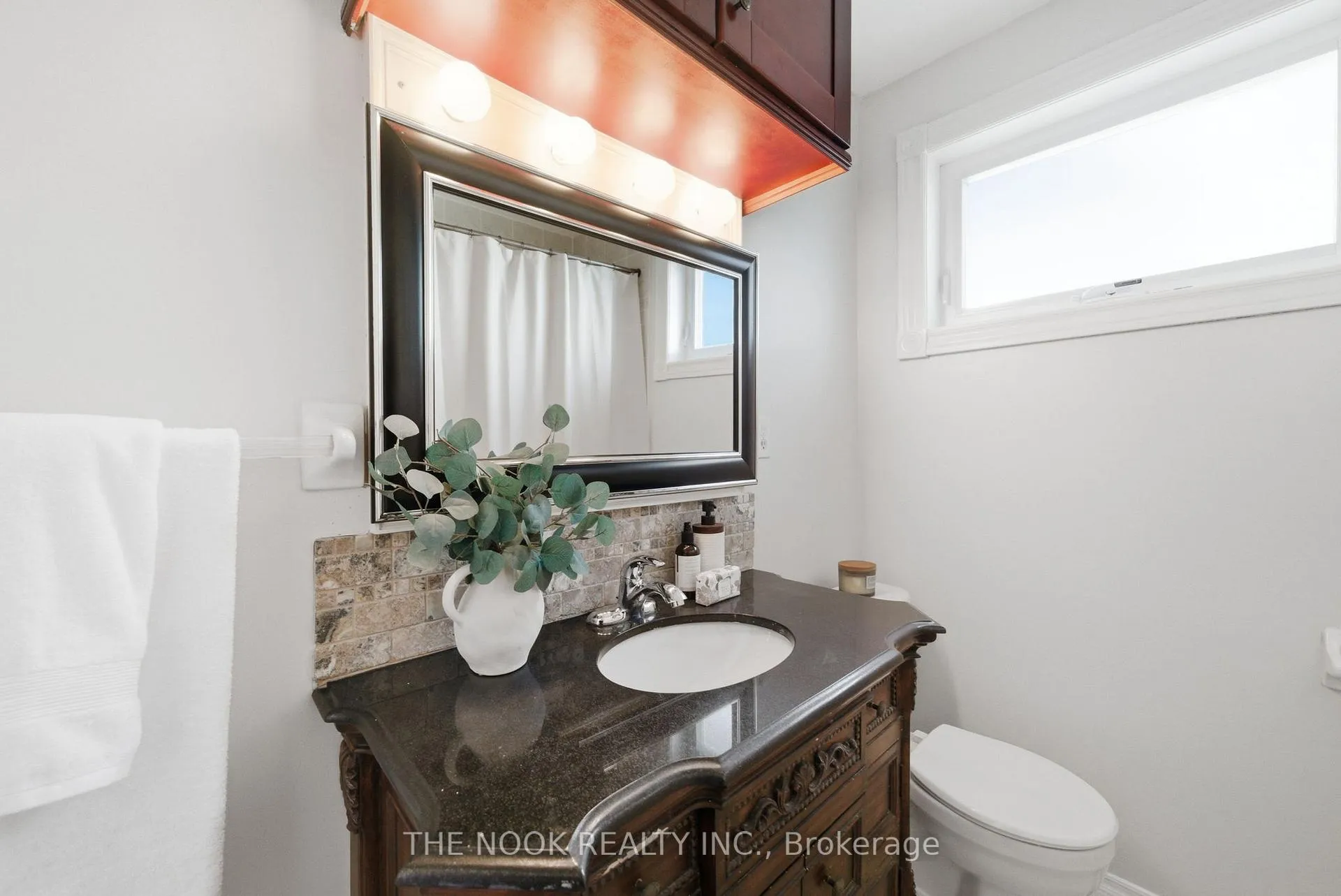 Photo 21 of 1005 Centre Street N, Whitby, Williamsburg — HOMEH