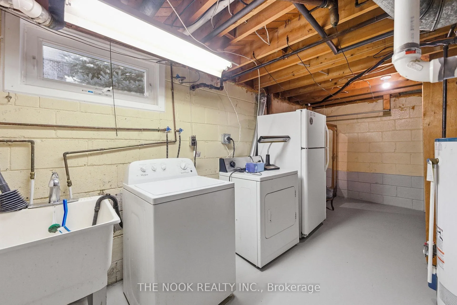 Photo 31 of 1005 Centre Street N, Whitby, Williamsburg — HOMEH