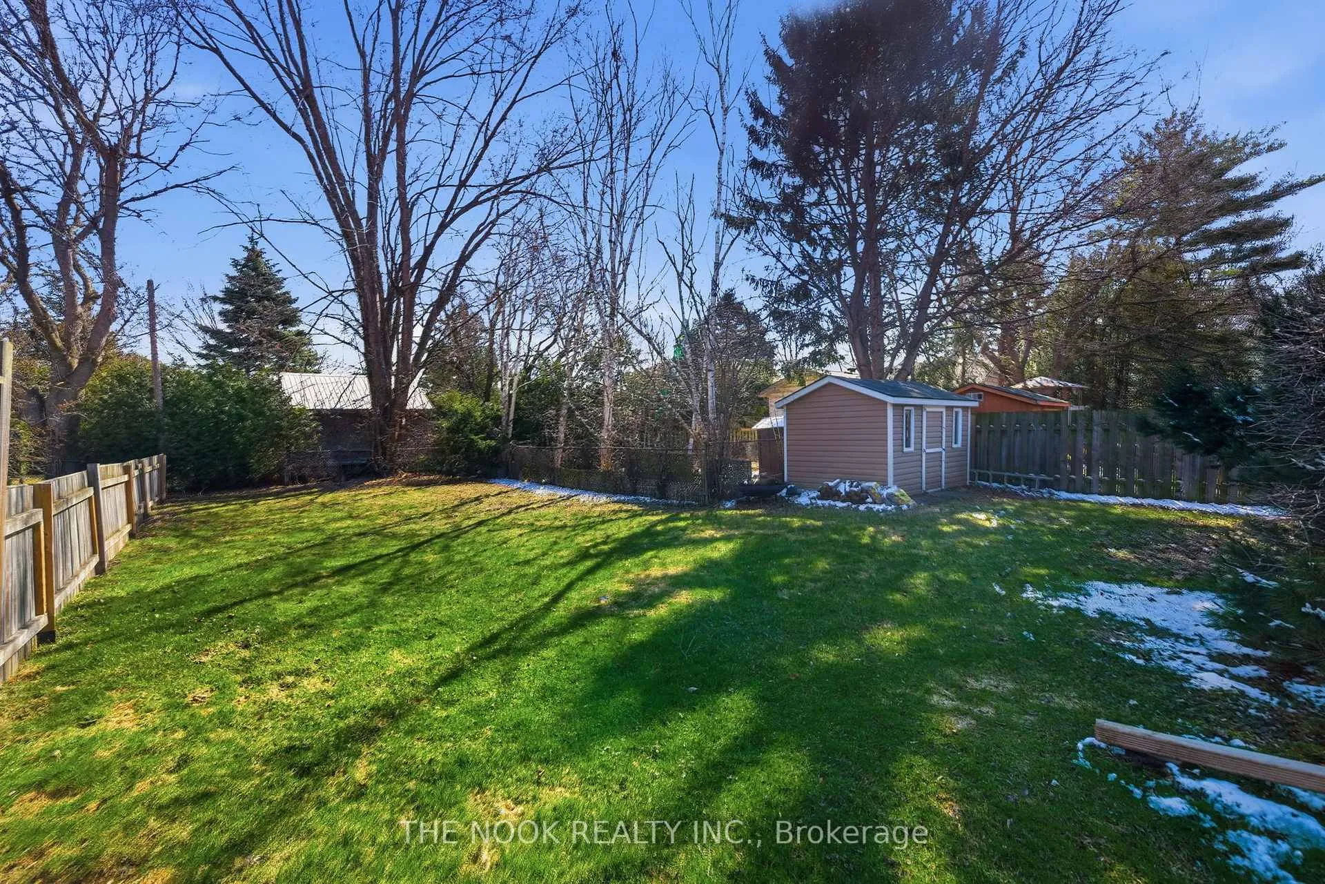 Photo 34 of 1005 Centre Street N, Whitby, Williamsburg — HOMEH