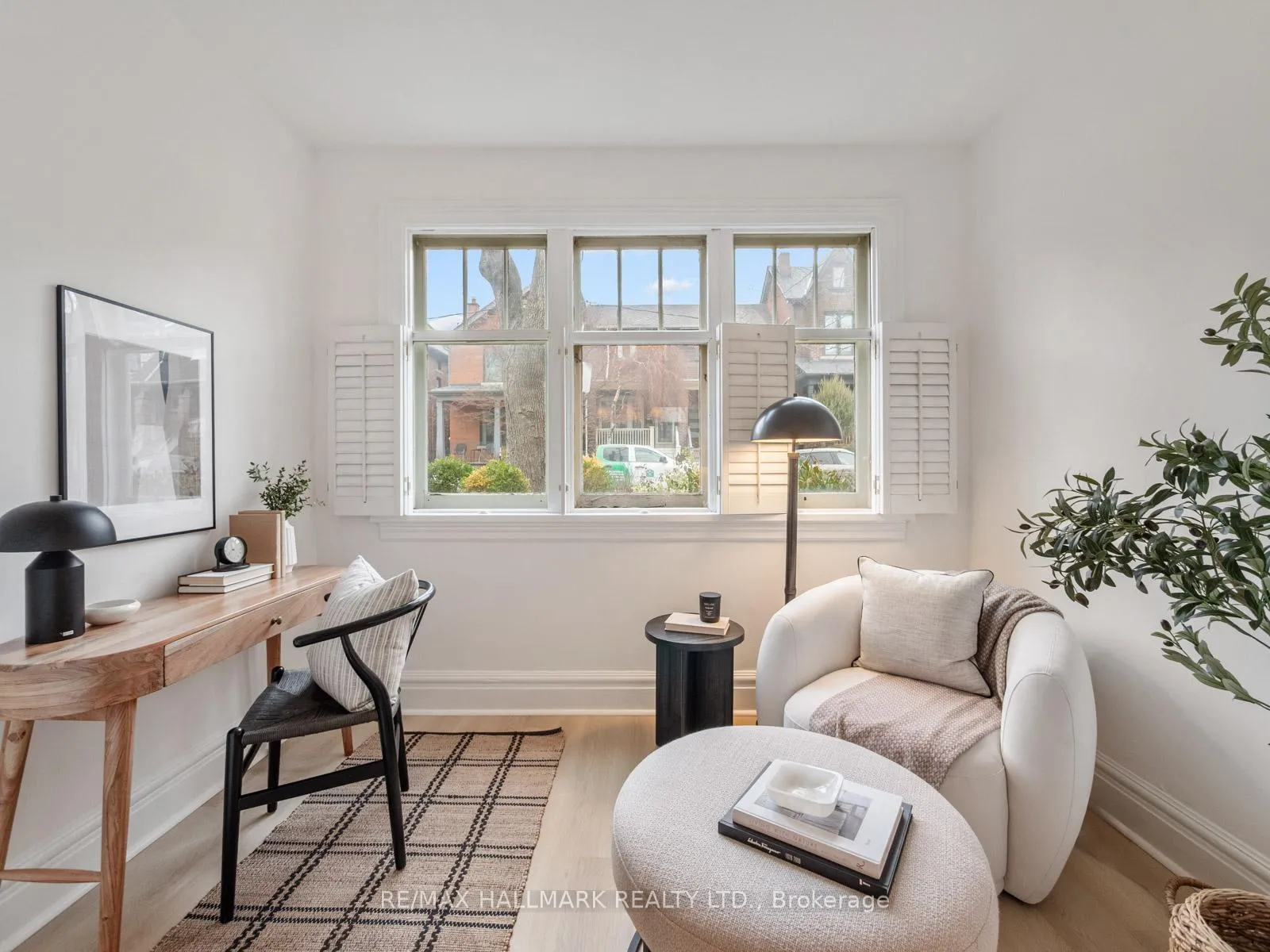 Photo 8 of 241 Bain Avenue, Toronto, North Riverdale — HOMEH