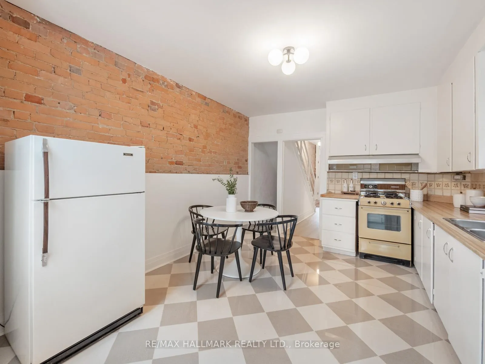 Photo 19 of 241 Bain Avenue, Toronto, North Riverdale — HOMEH