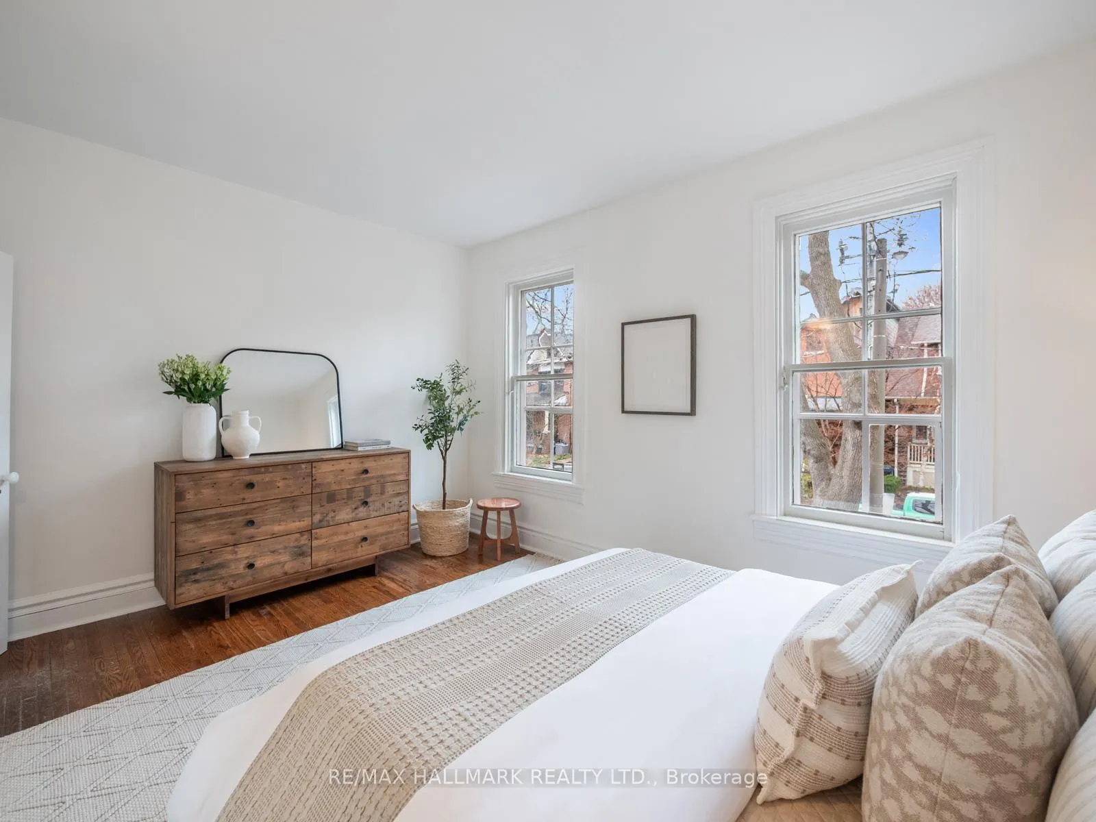 Photo 26 of 241 Bain Avenue, Toronto, North Riverdale — HOMEH