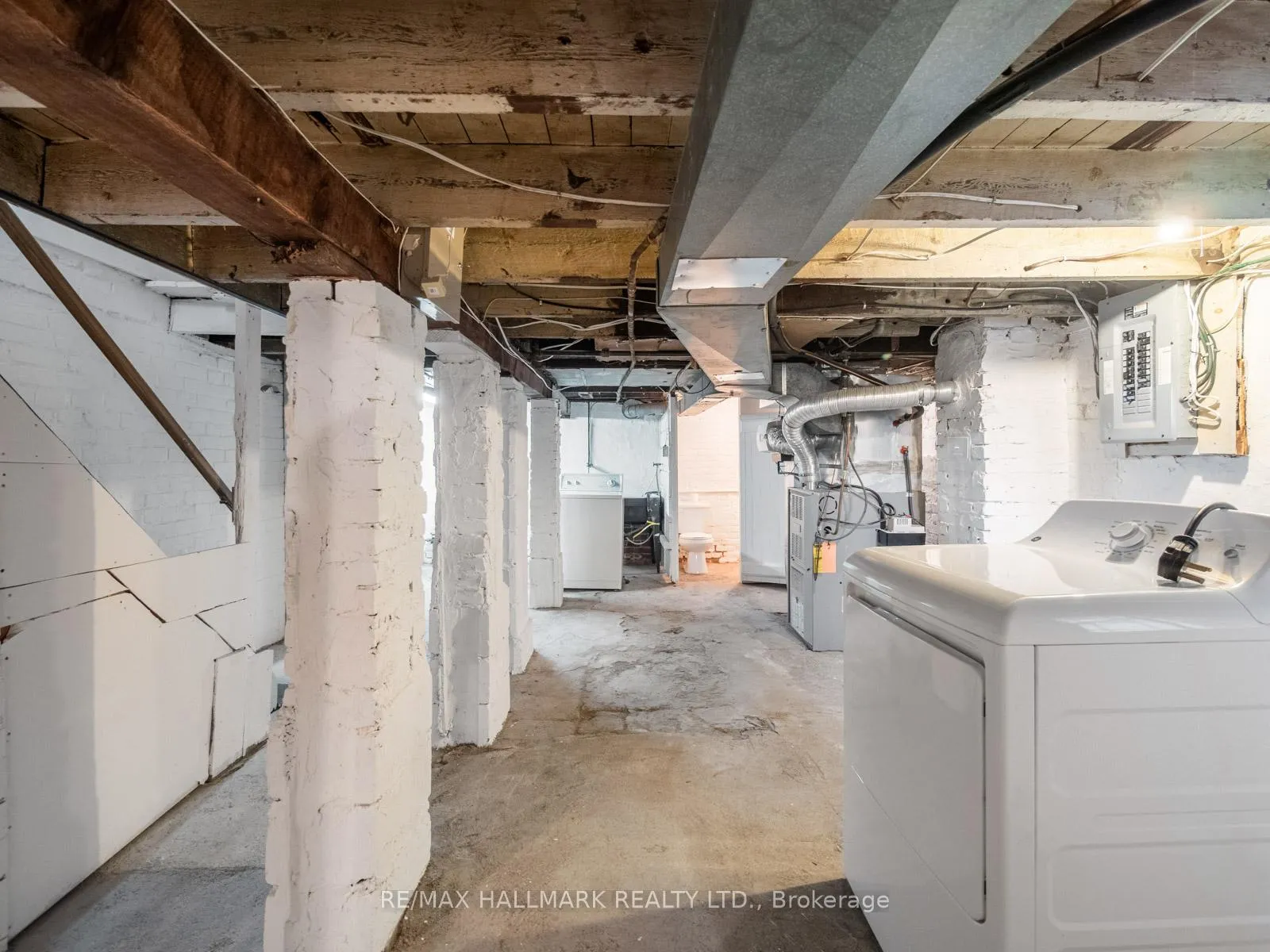 Photo 35 of 241 Bain Avenue, Toronto, North Riverdale — HOMEH