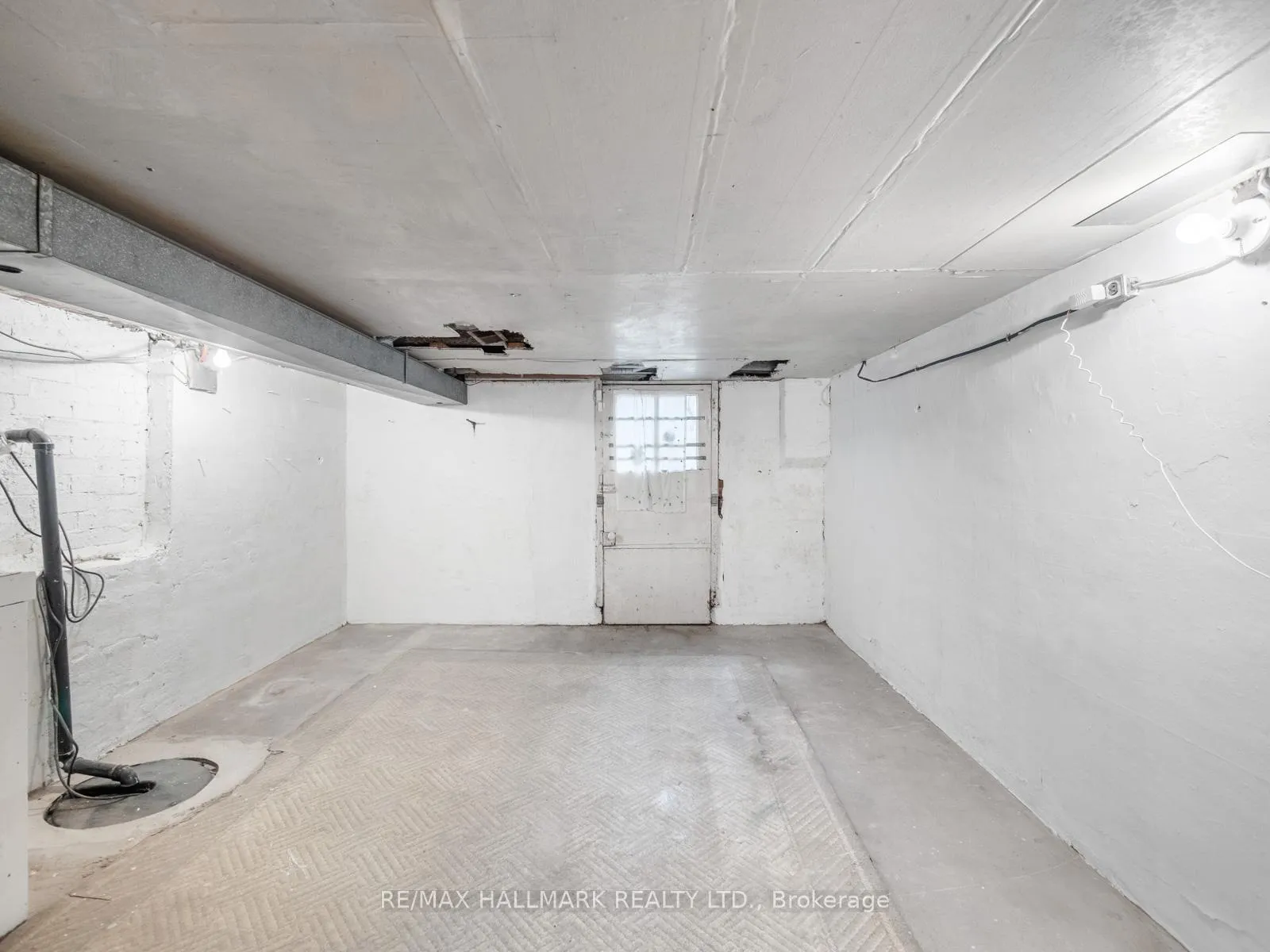 Photo 36 of 241 Bain Avenue, Toronto, North Riverdale — HOMEH