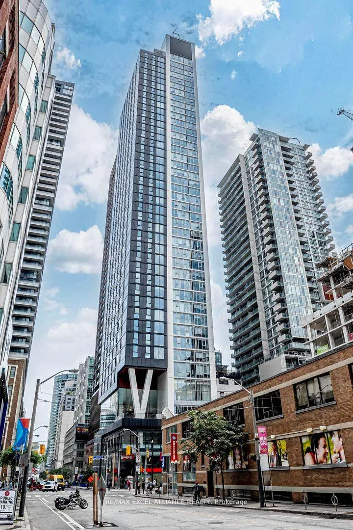 Photo 1 of Unit 2207, 357 King Street W, Toronto, Waterfront Communities — HOMEH