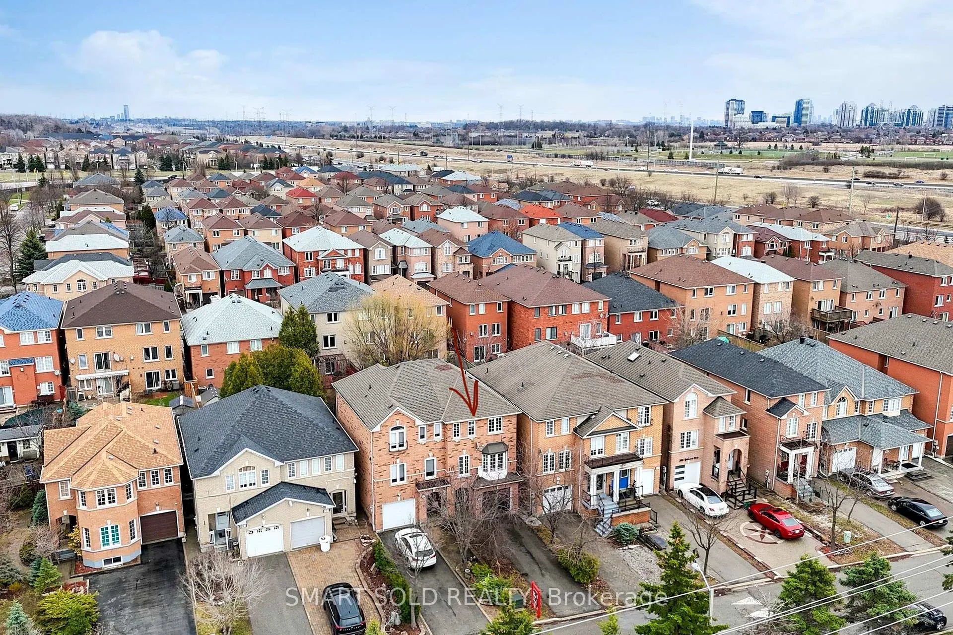 Photo 4 of 299 Yellowood Circle, Vaughan, Patterson — HOMEH