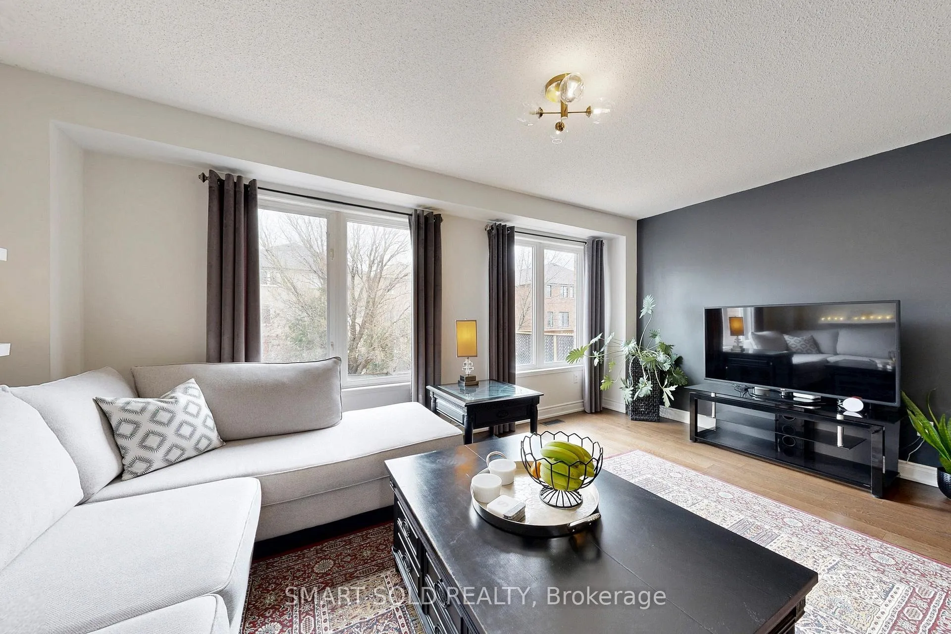 Photo 10 of 299 Yellowood Circle, Vaughan, Patterson — HOMEH